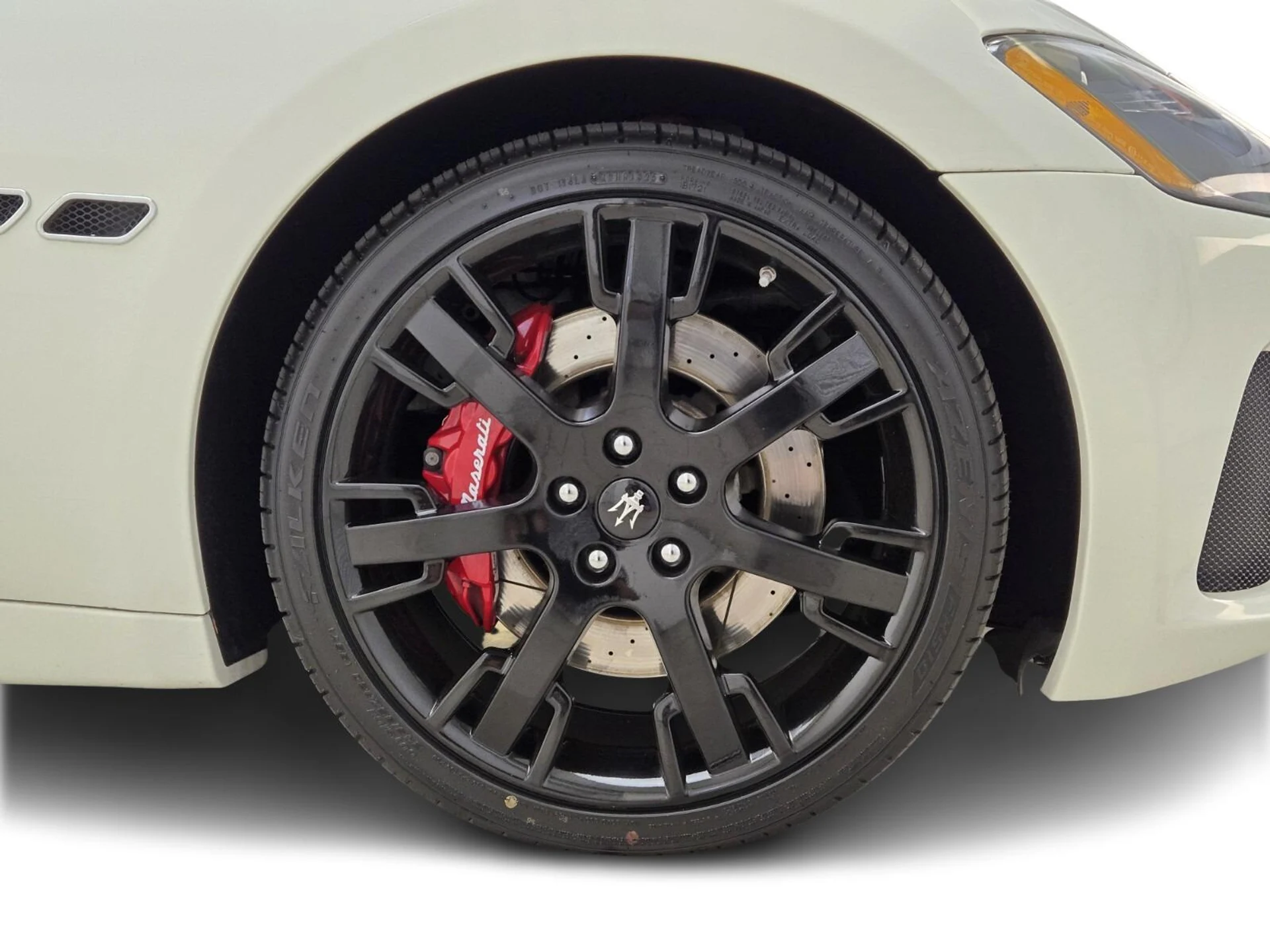 mph008_1729108608_Used_2018_Maserati_Gran_Turismo_Sport_1753165760_a40396b6df