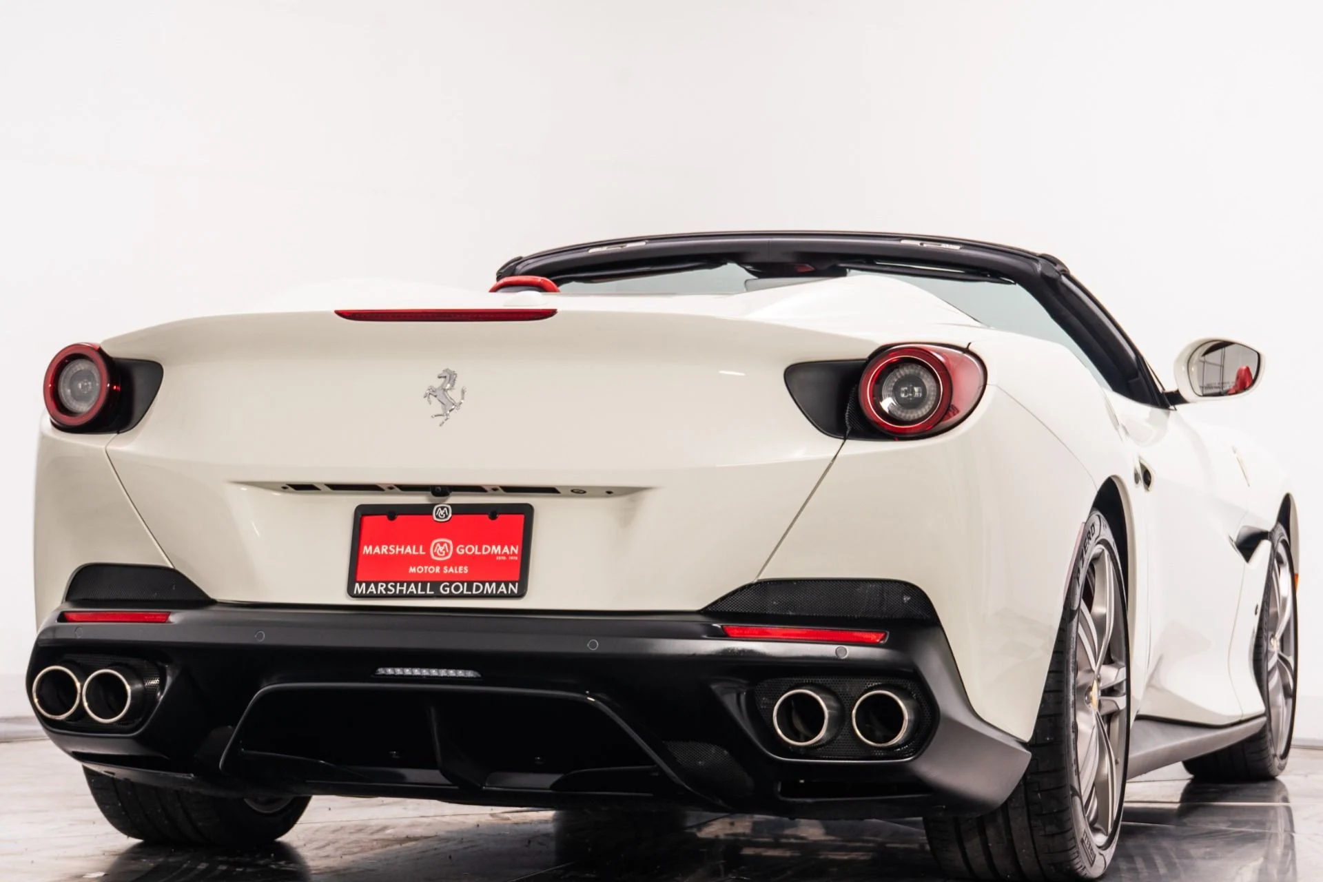 mph008_174089527_Used_2020_Ferrari_Portofino_1759327354_0157b6c412