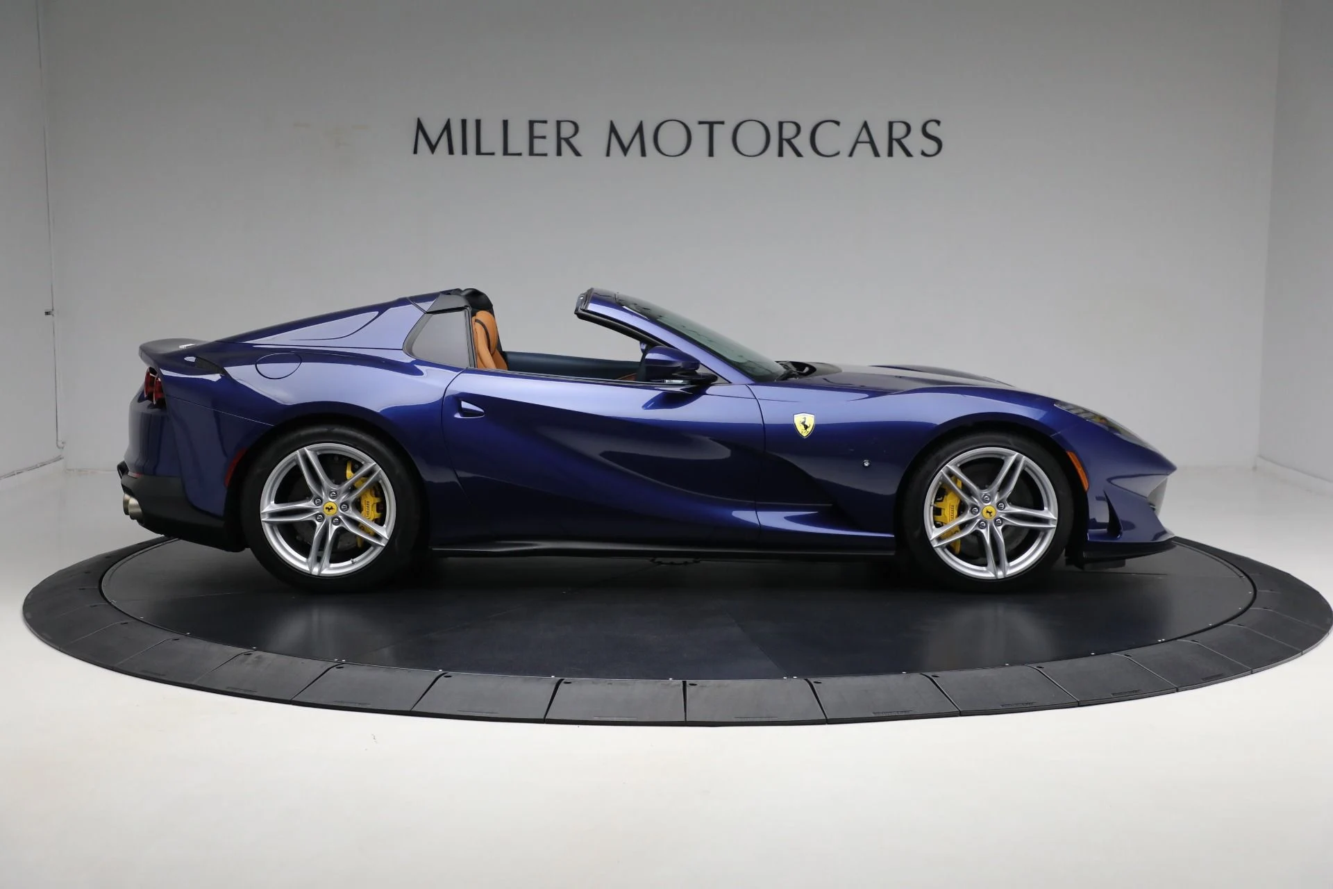 mph008_1741918681_Used_2023_Ferrari_812_GTS_d261f05535