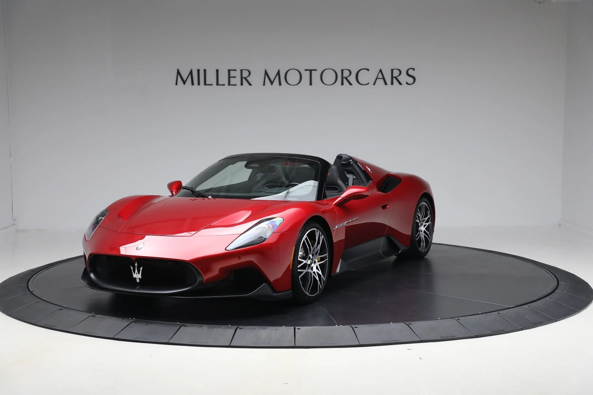 mph008_1744708678_New_2024_Maserati_MC_20_Cielo_33645d428b