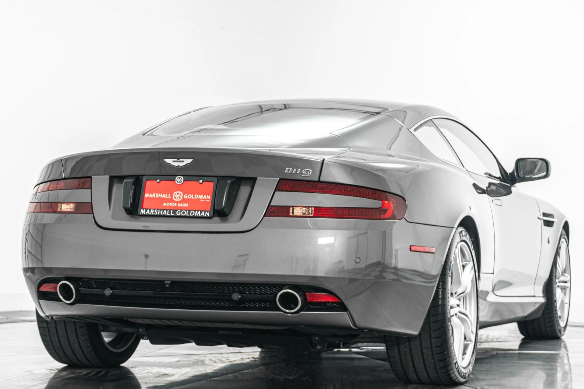 mph008_1748093250_Used_2007_Aston_Martin_DB_9_V12_Power_Classic_Lines_1782333379_016fb016d4