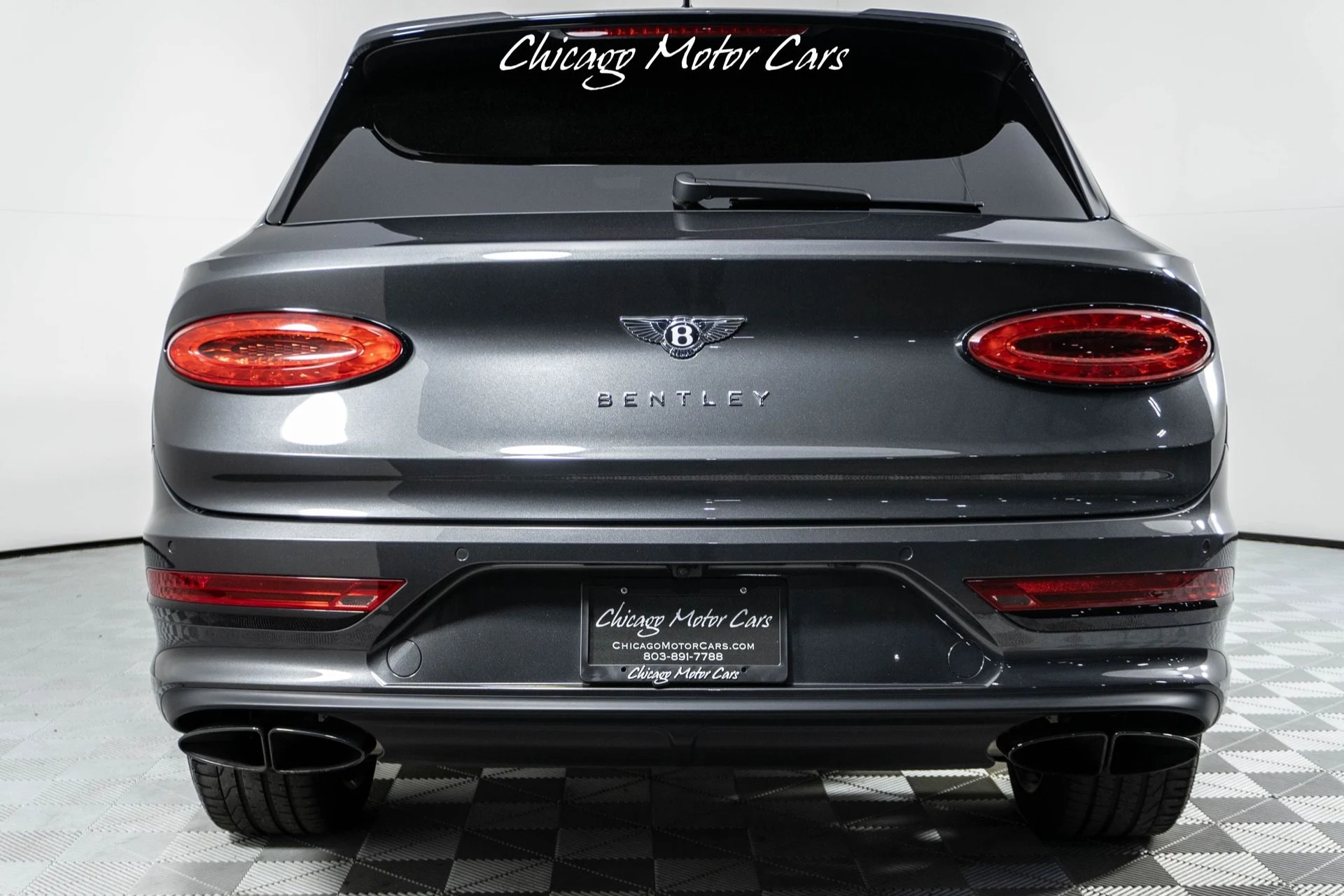 mph008_1748189868_13453_p9_l_0120b47e7a