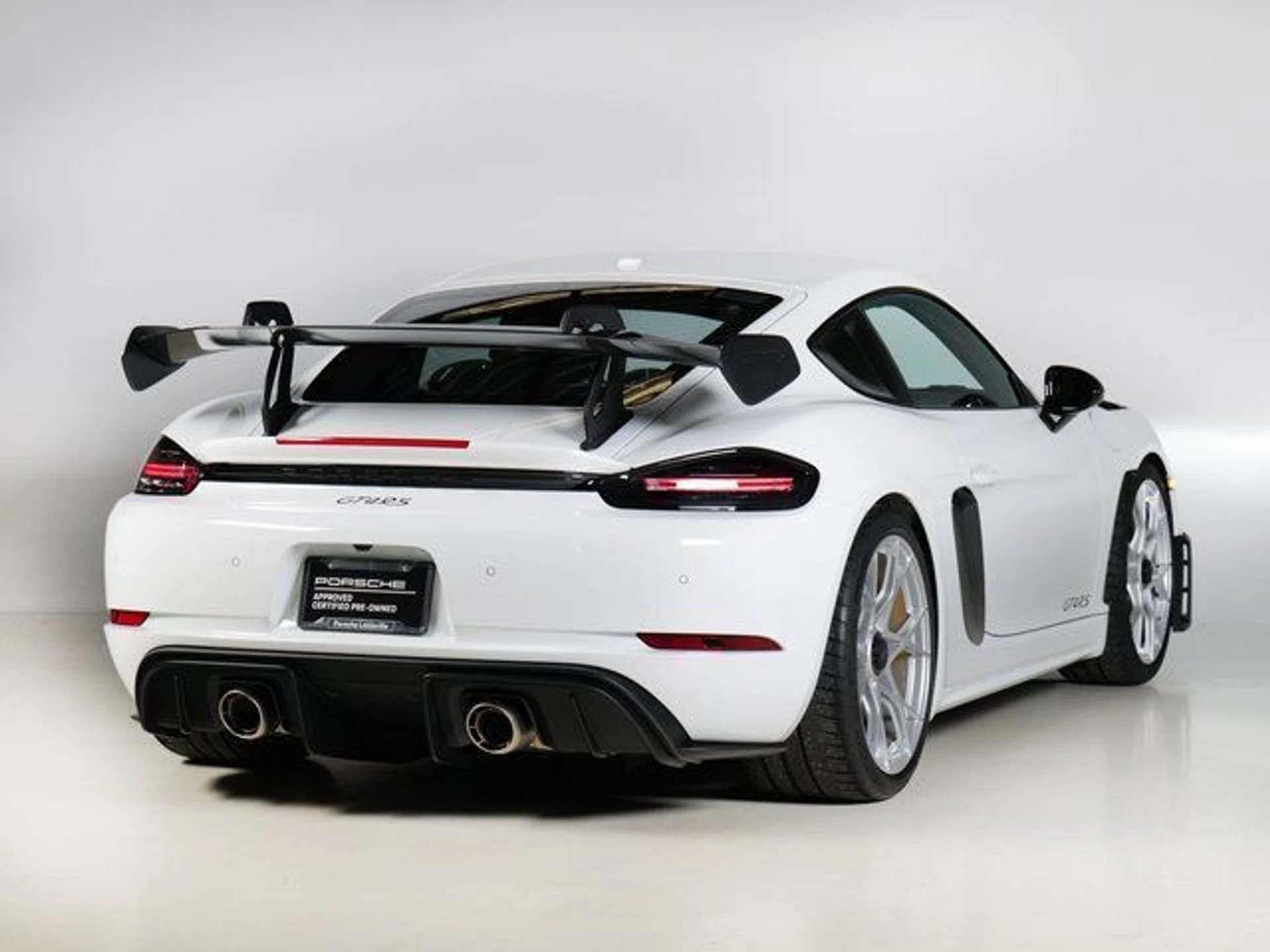 mph008_1750820491_e161a648af21625fcc89d11a9150638f_8ee2633eca