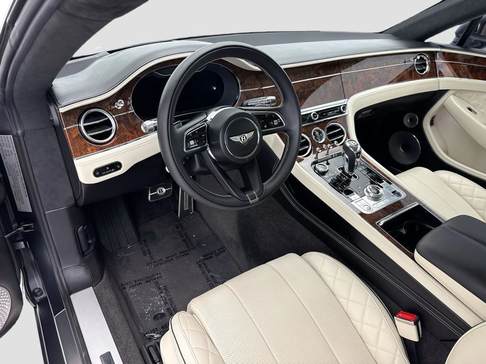 mph008_1753514277_used_2022_bentley_continental_gtmullinercoupe_8119_23012580_9_1024_acdb58b48d