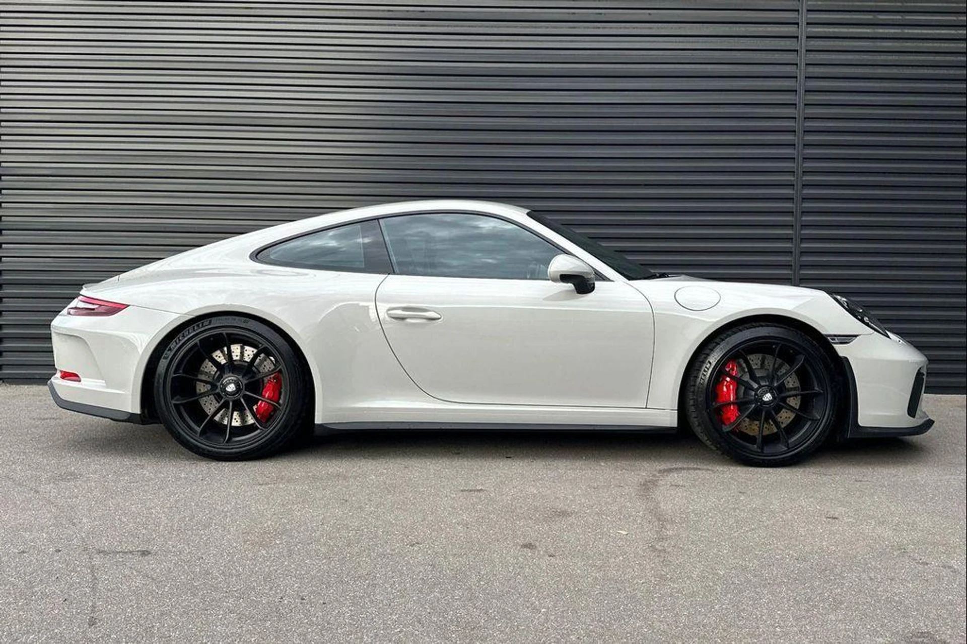 mph008_1759271651_951y_D_Lmu_Hl_Pg_R_Kt_KX_Yf_Obxg5wmk_0a4637cdf9