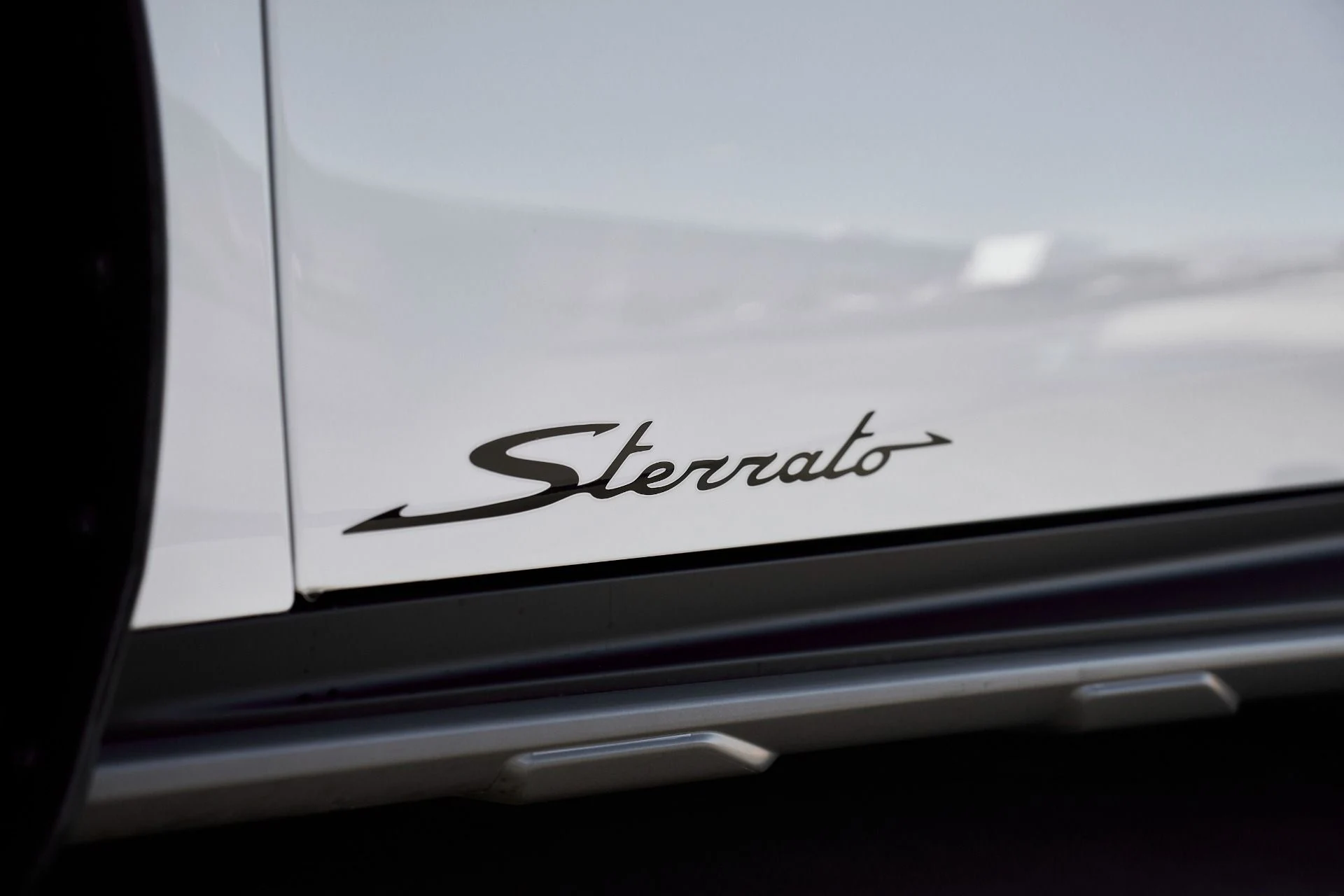 mph008_1764385037_Used_2023_Lamborghini_Huracan_Base_1764123536_15f269465e