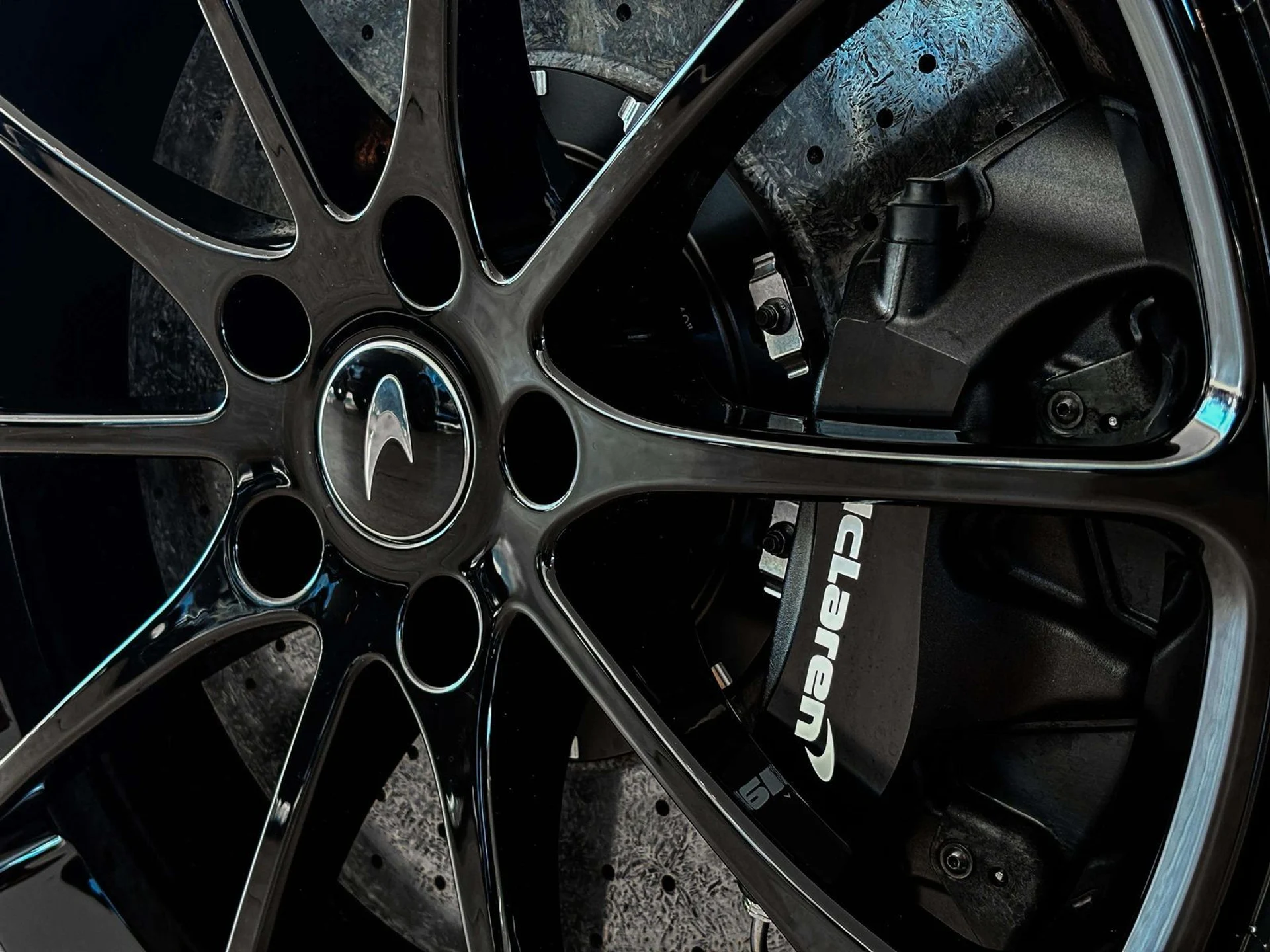 mph008_177963782_ecff0e14_8428_47b9_b482_23b142b70c3a_ee37fba076