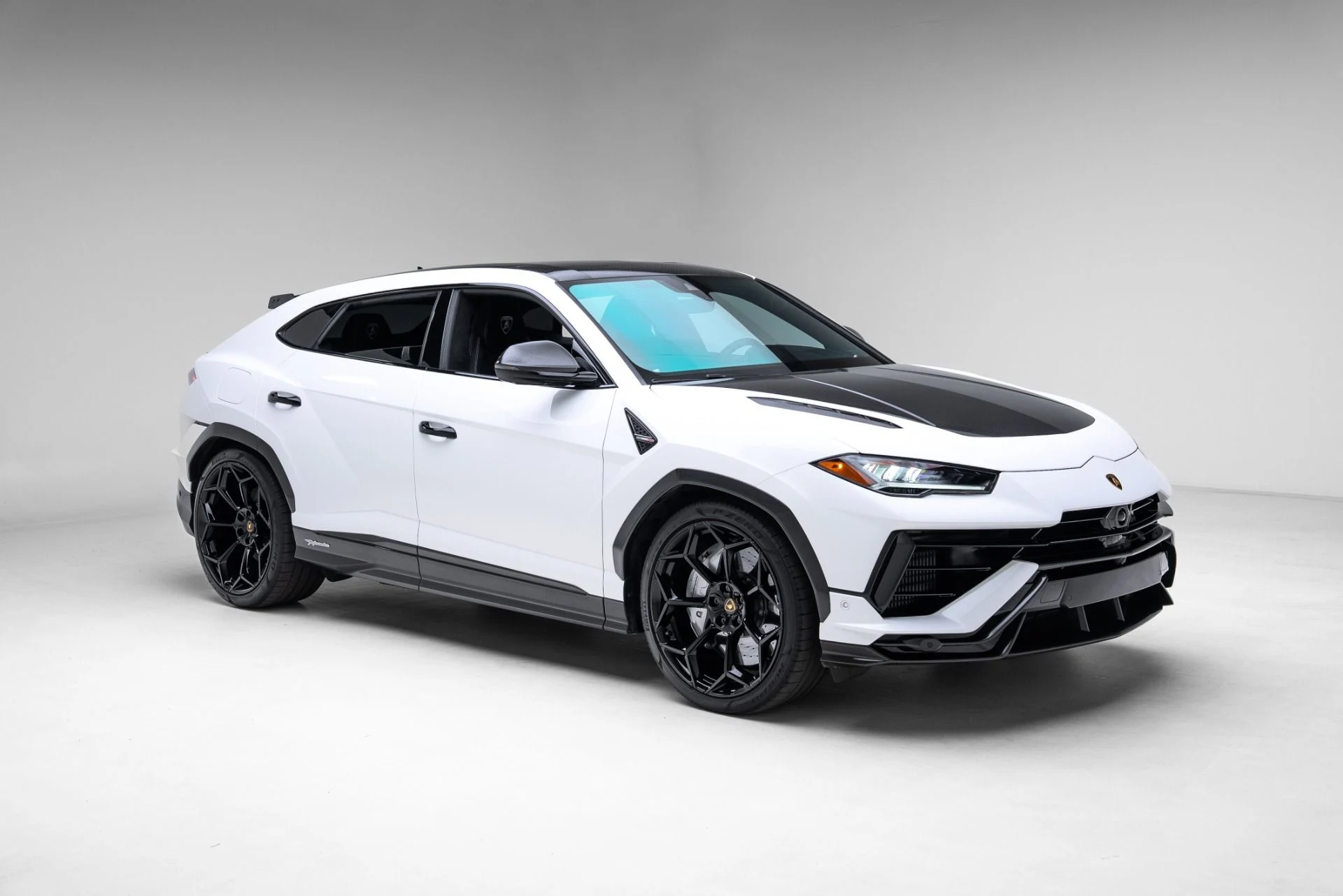 mph008_1780287781_Used_2024_Lamborghini_Urus_Performante_1775146757_3f3c427902