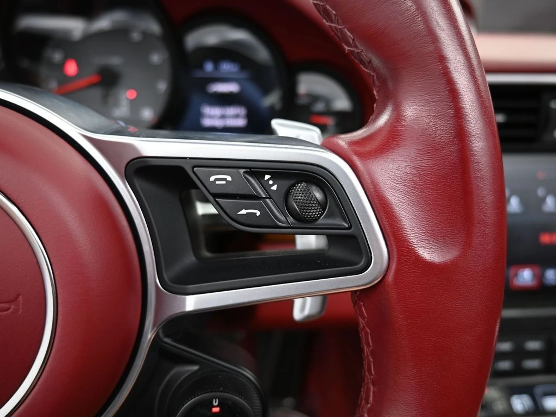 mph008_1783763199_d444e984bafb1e5eba447c9294e4eab9_b737245007