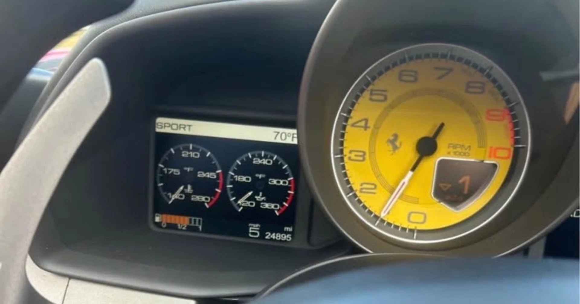 mph008_1802346342_Used_2014_Ferrari_458_Spider_1778618261_336f8d0002