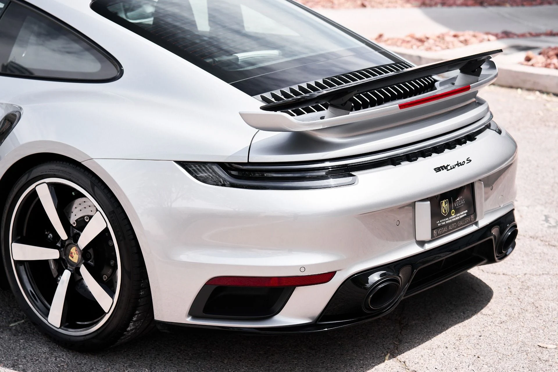 mph008_1803818094_Used_2024_Porsche_911_Turbo_S_1754417049_4e8636681b