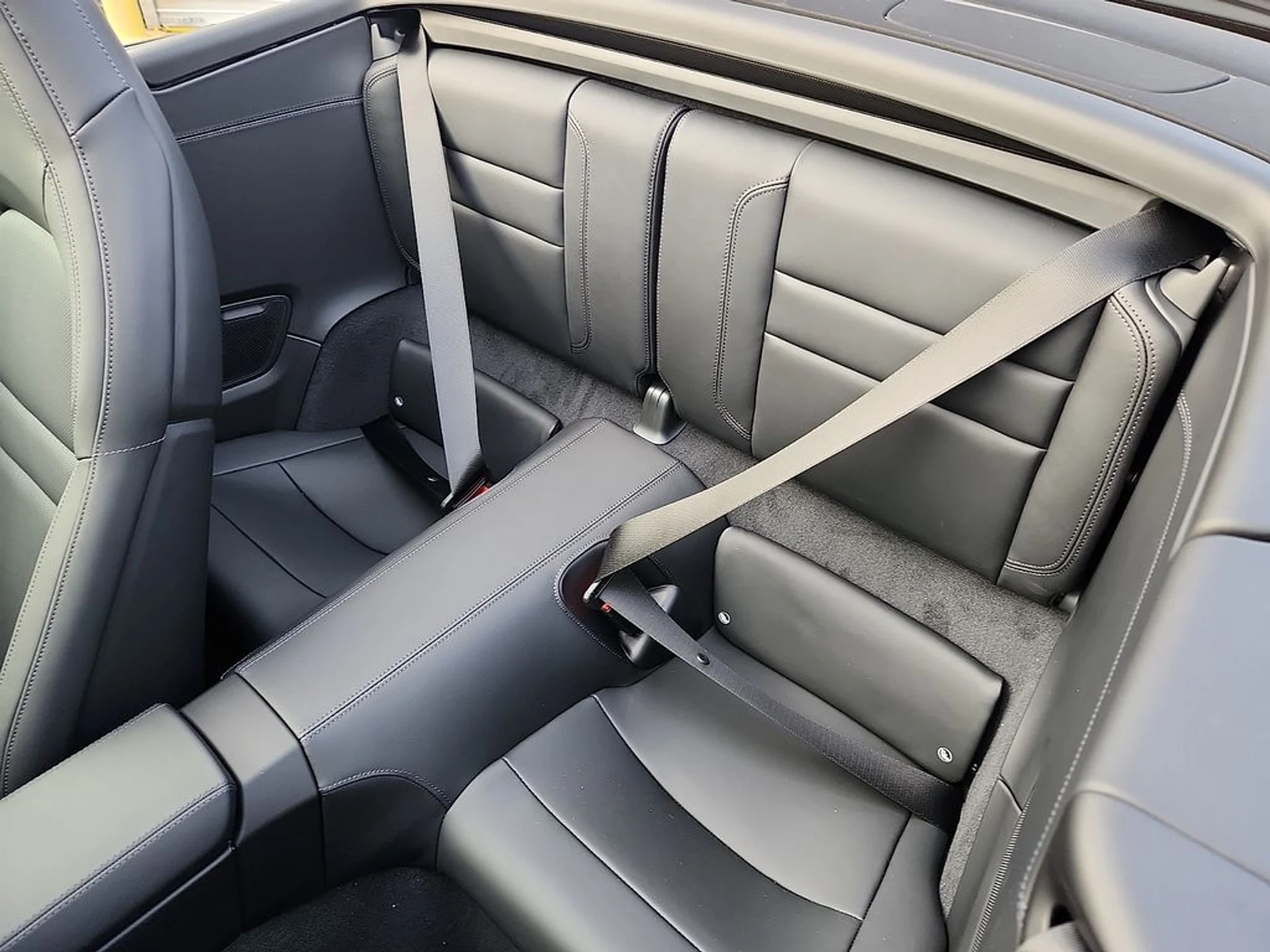 mph008_1810524914_4b62e12689a57121922f12722eb0a334x_4e9f35535c