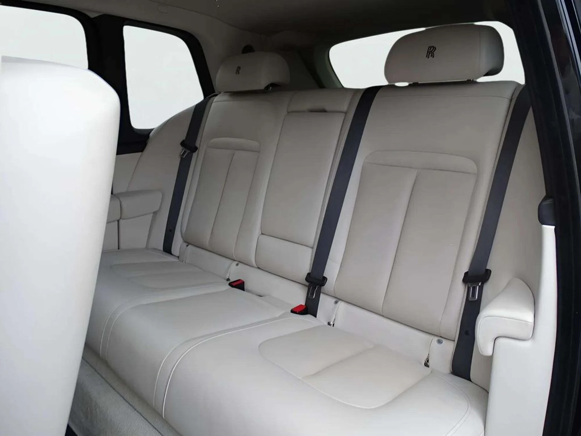 mph008_18106737_ba97f5648ef91cff5a0c531f39a9c4cfx_ad4a41ebf1