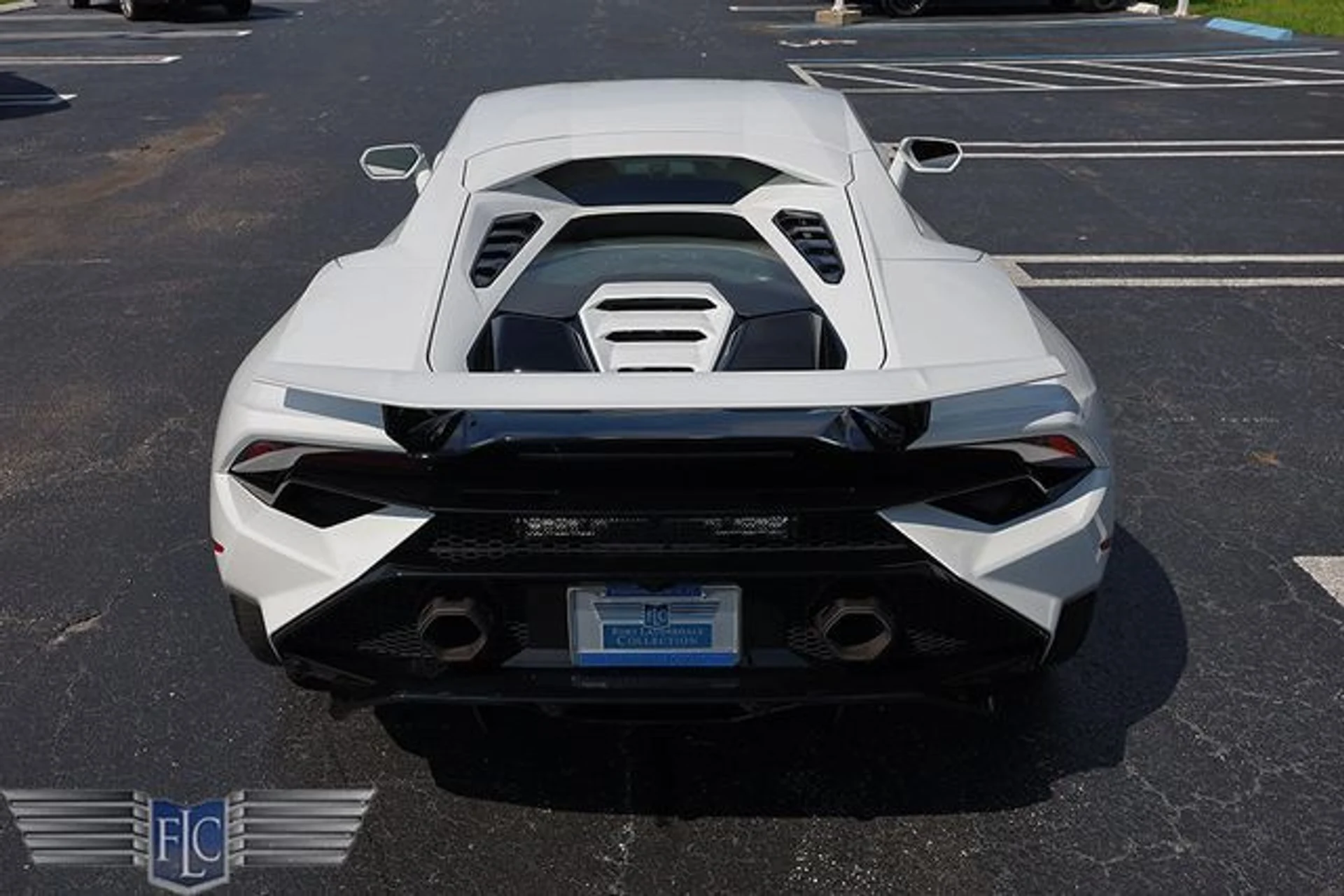 mph008_1814289200_used_2023_lamborghini_huracan_tecnica_coupe_6305_23081999_13_640_73198da652