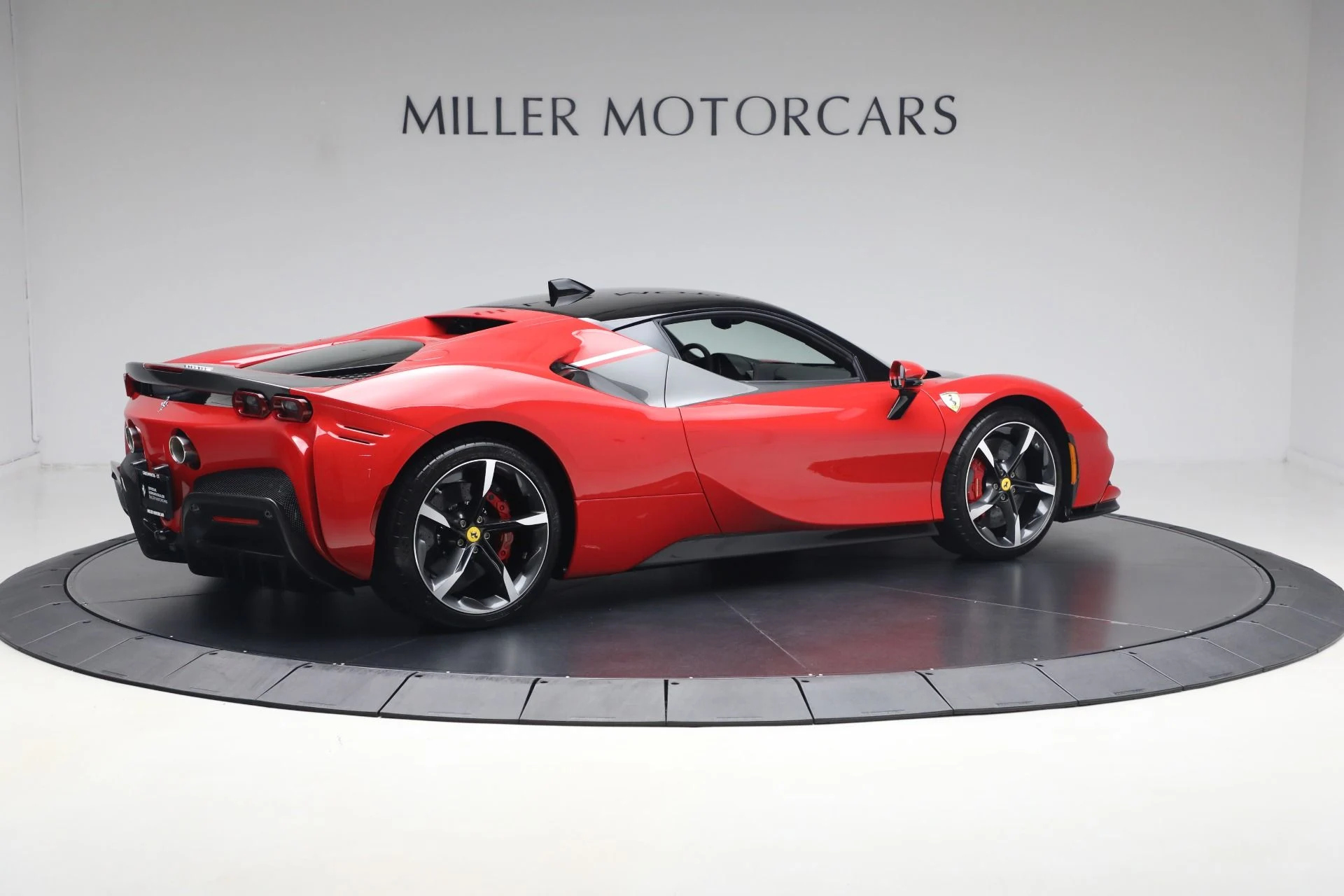 mph008_1815396698_Used_2023_Ferrari_SF_90_Stradale_1787320276_cdafcfb9a9