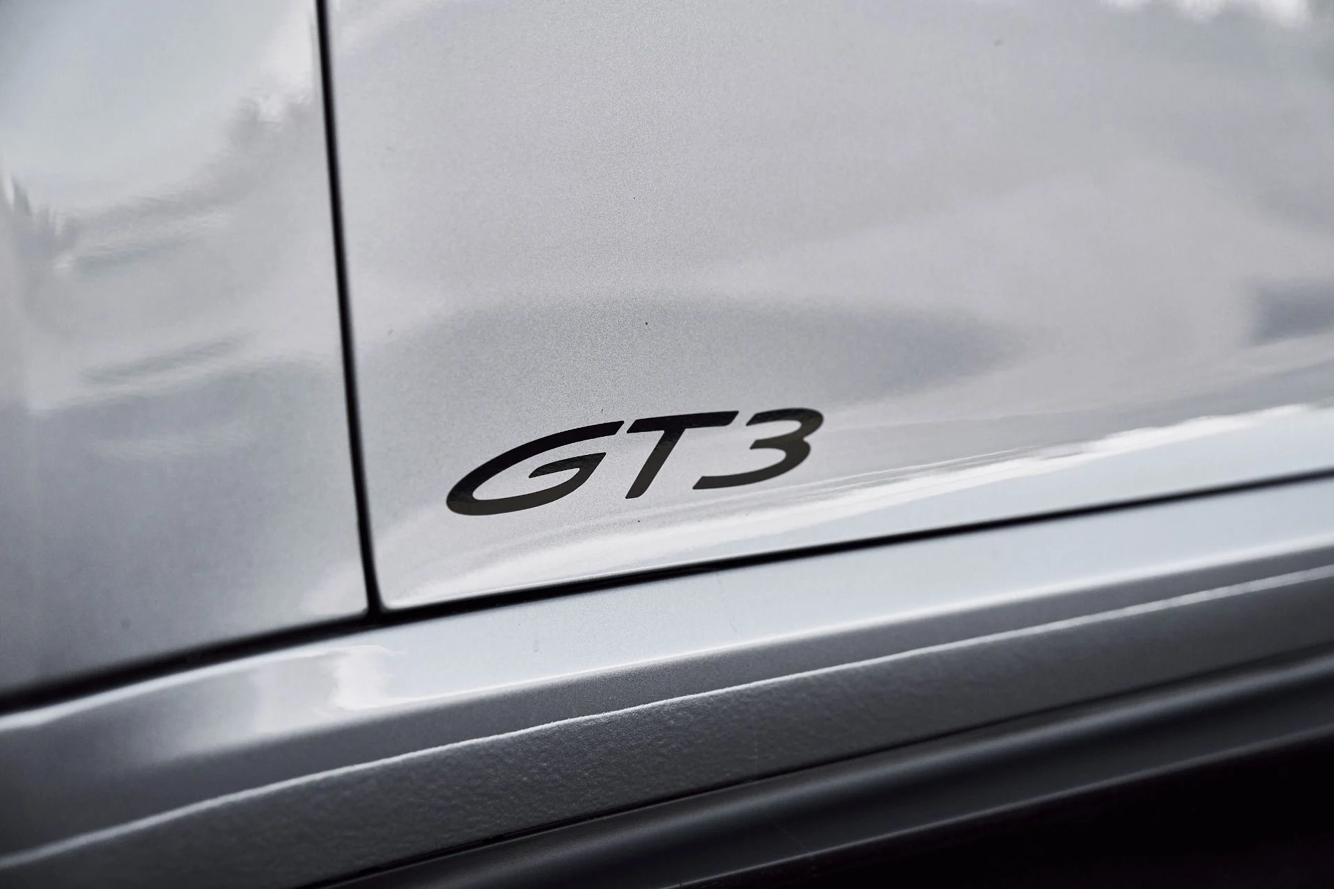 mph008_1818750294_Used_2023_Porsche_911_GT_3_1776823128_52f524629e