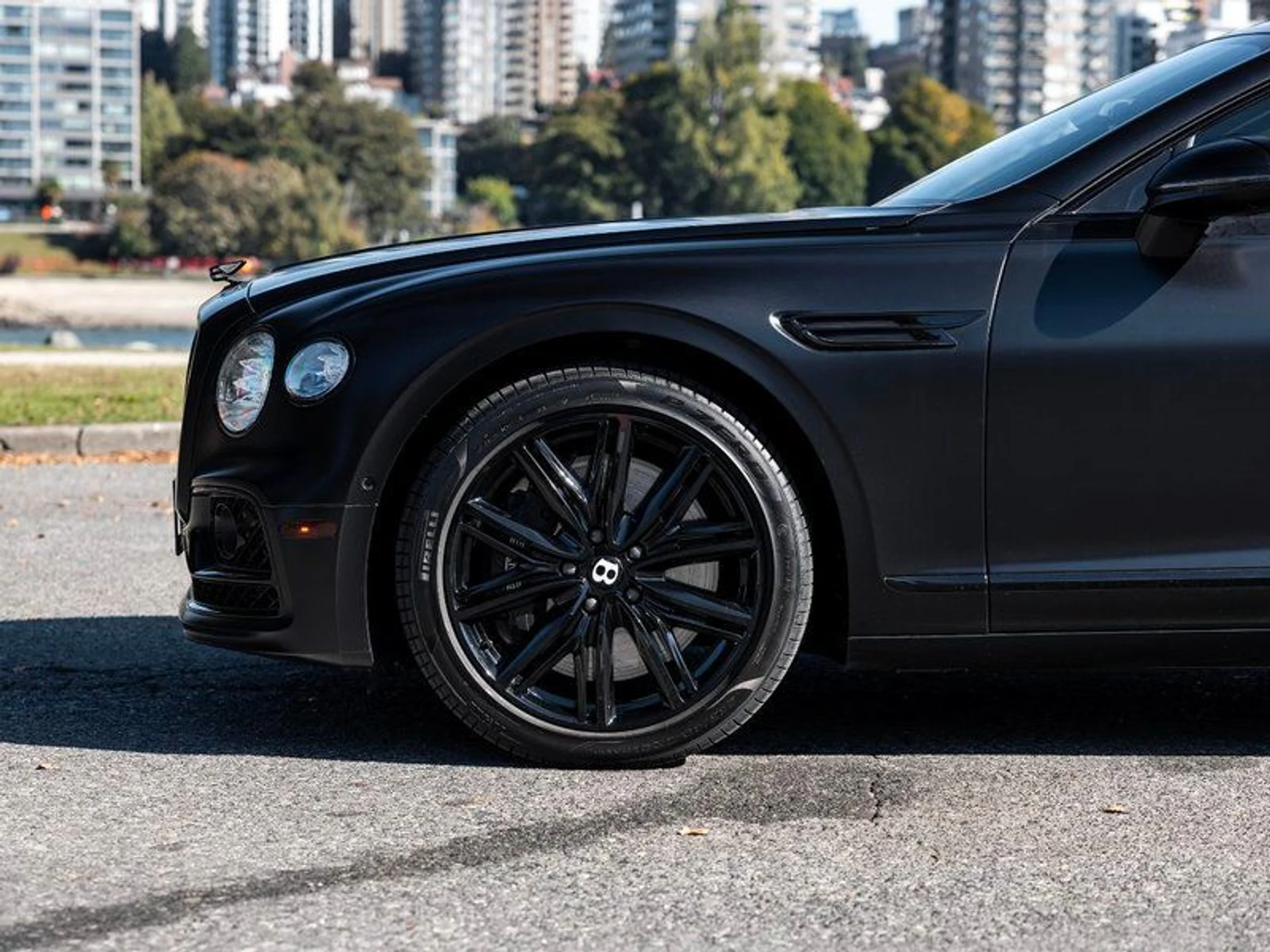 mph008_1818778863_34788849_01952_2021_bentley_flying_spur_009_d505761f21