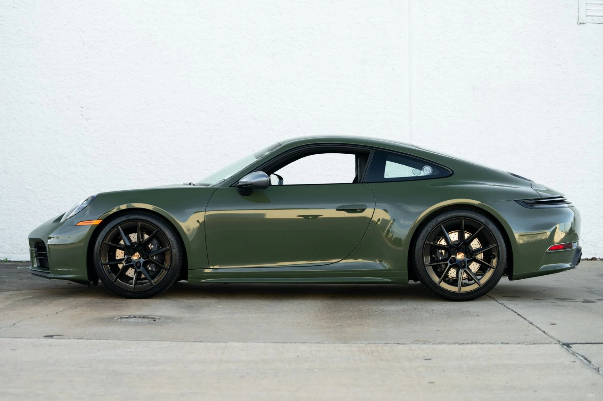 mph008_1821738874_Used_2026_Porsche_911_Carrera_T_Carrera_T_1768421850_fd0b90b44d