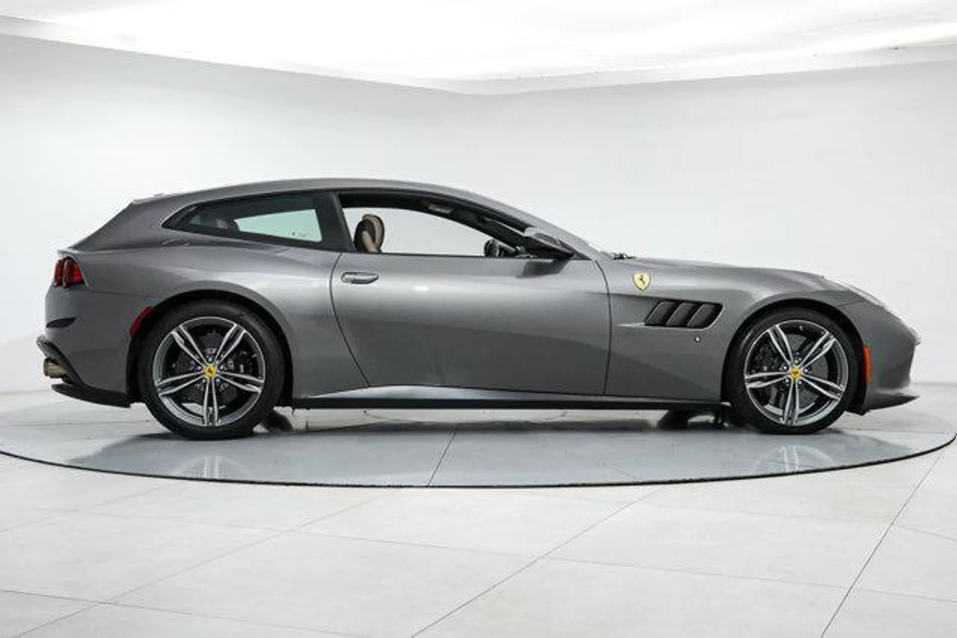 mph008_1823614680_olmdtmhvy_J5_Kbq_R_Pxl_Jo0_V2qypg_a1feb6b626