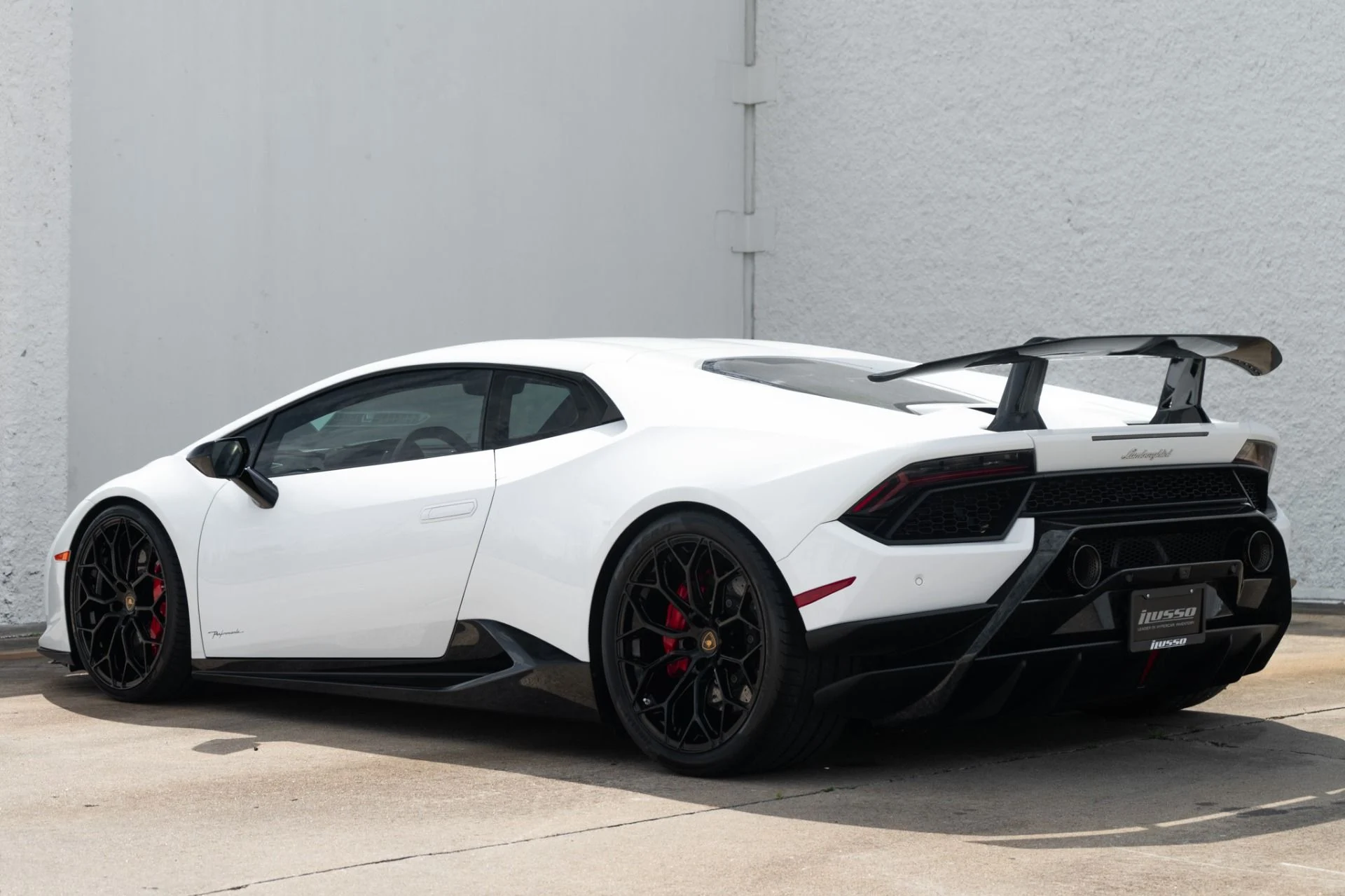 mph008_1827714354_Used_2018_Lamborghini_Huracan_LP_640_4_Performante_1773180113_03d38c0d4e