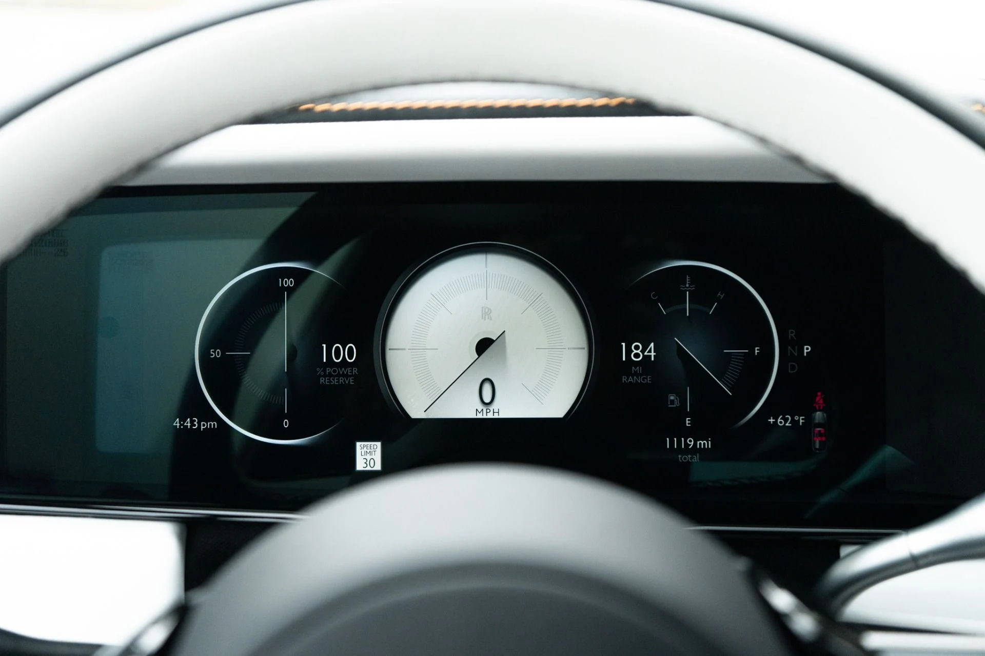 mph008_1836021615_Used_2026_Rolls_Royce_Cullinan_1765925177_368927705a