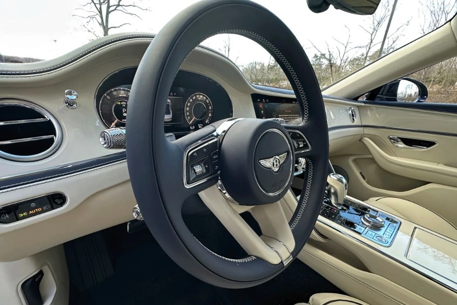 mph008_1837452686_New_2026_Bentley_Flying_Spur_1765792649_5be70be4de