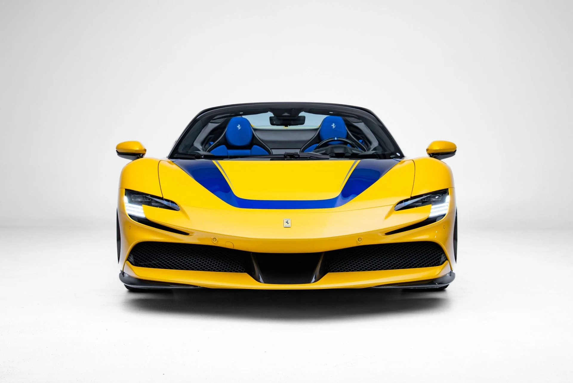 mph008_1840022328_Used_2023_Ferrari_SF_90_Spider_1773351292_0fdd5ca66c