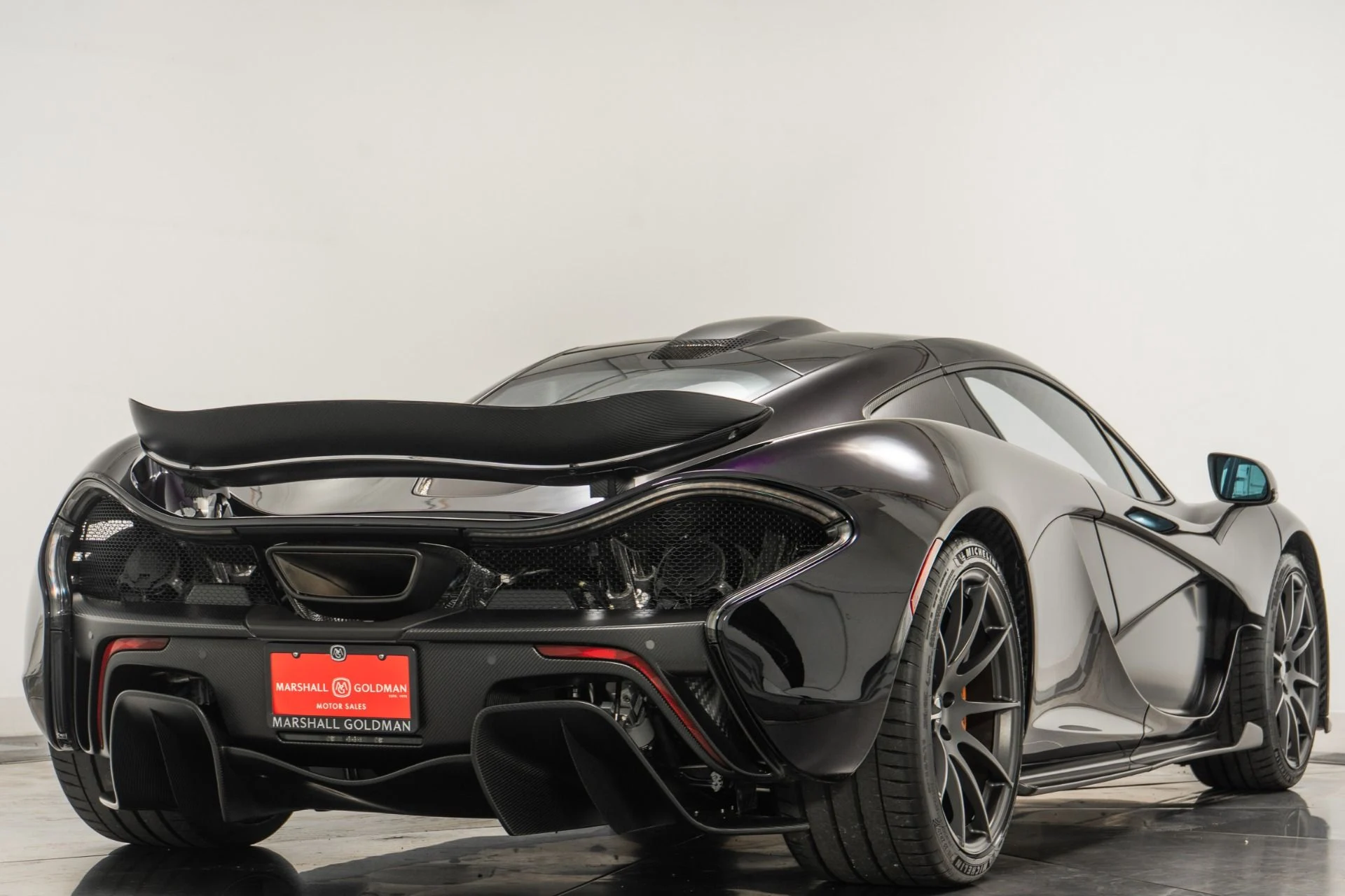 mph008_1841662278_Used_2015_Mc_Laren_P1_1757693145_f99039d274