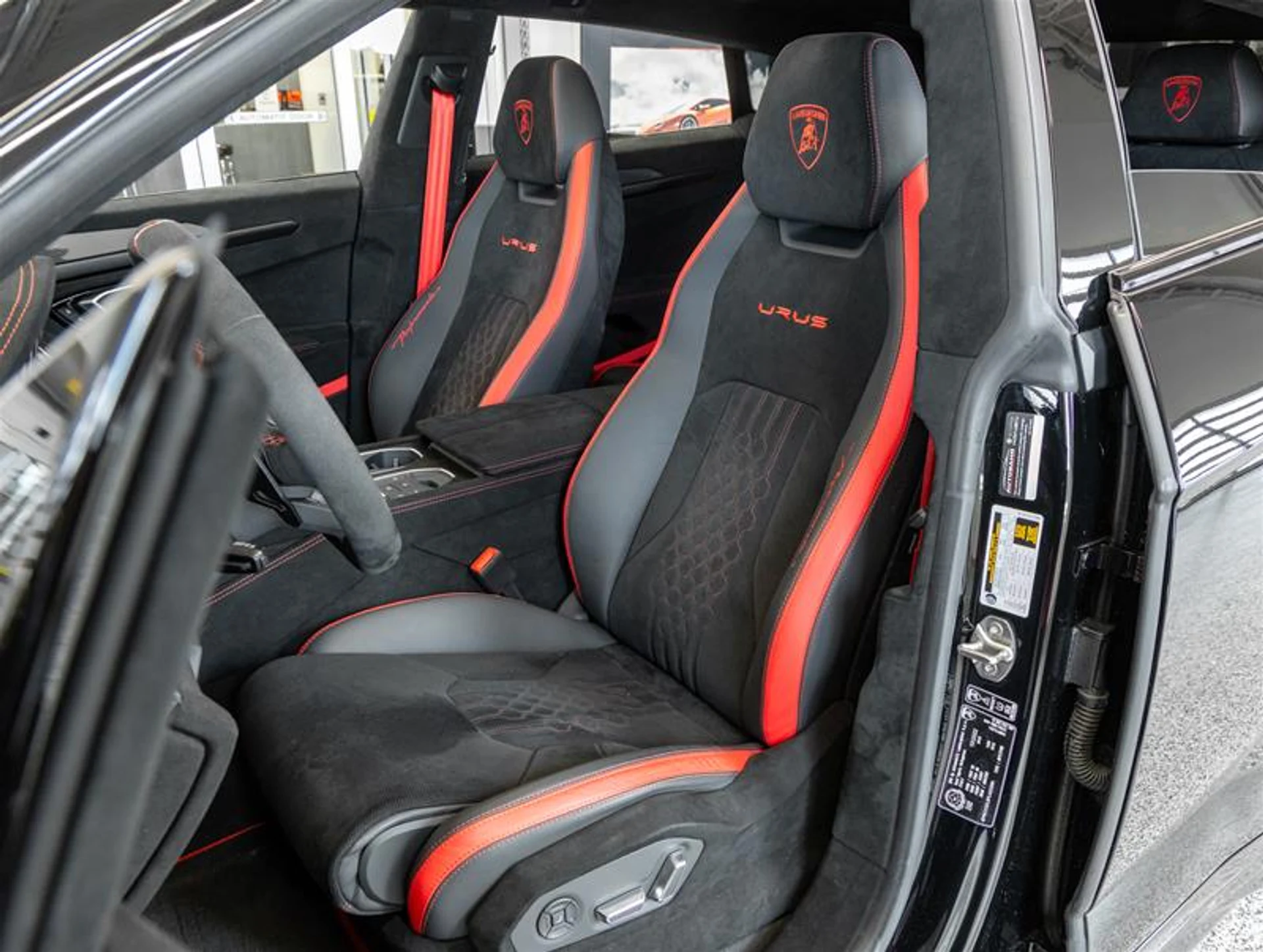 mph008_1842016734_11883416_1645450046_39c1bbac10