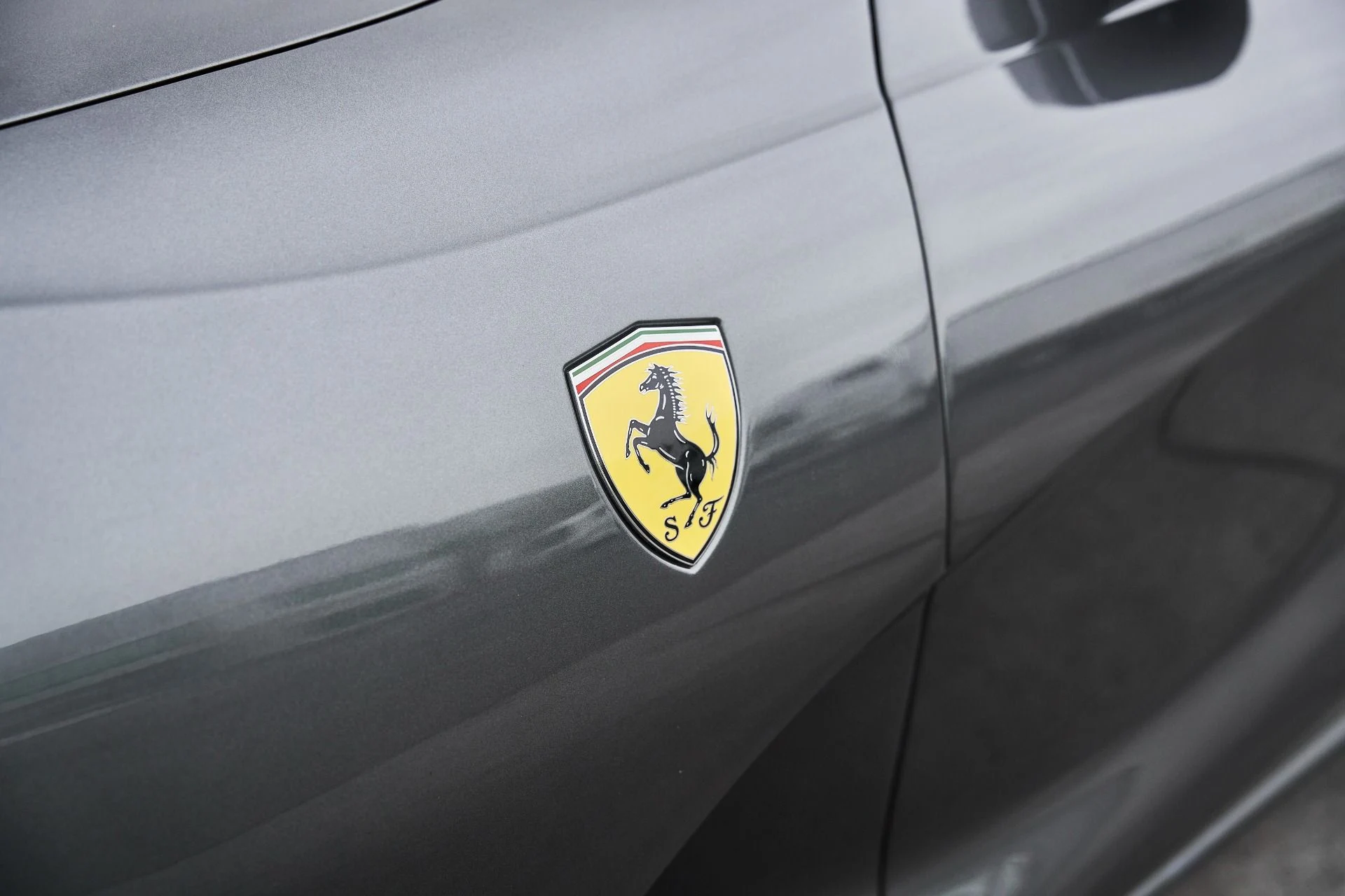 mph008_1846096879_Used_2022_Ferrari_812_GTS_Base_1770762732_c2d44eb091