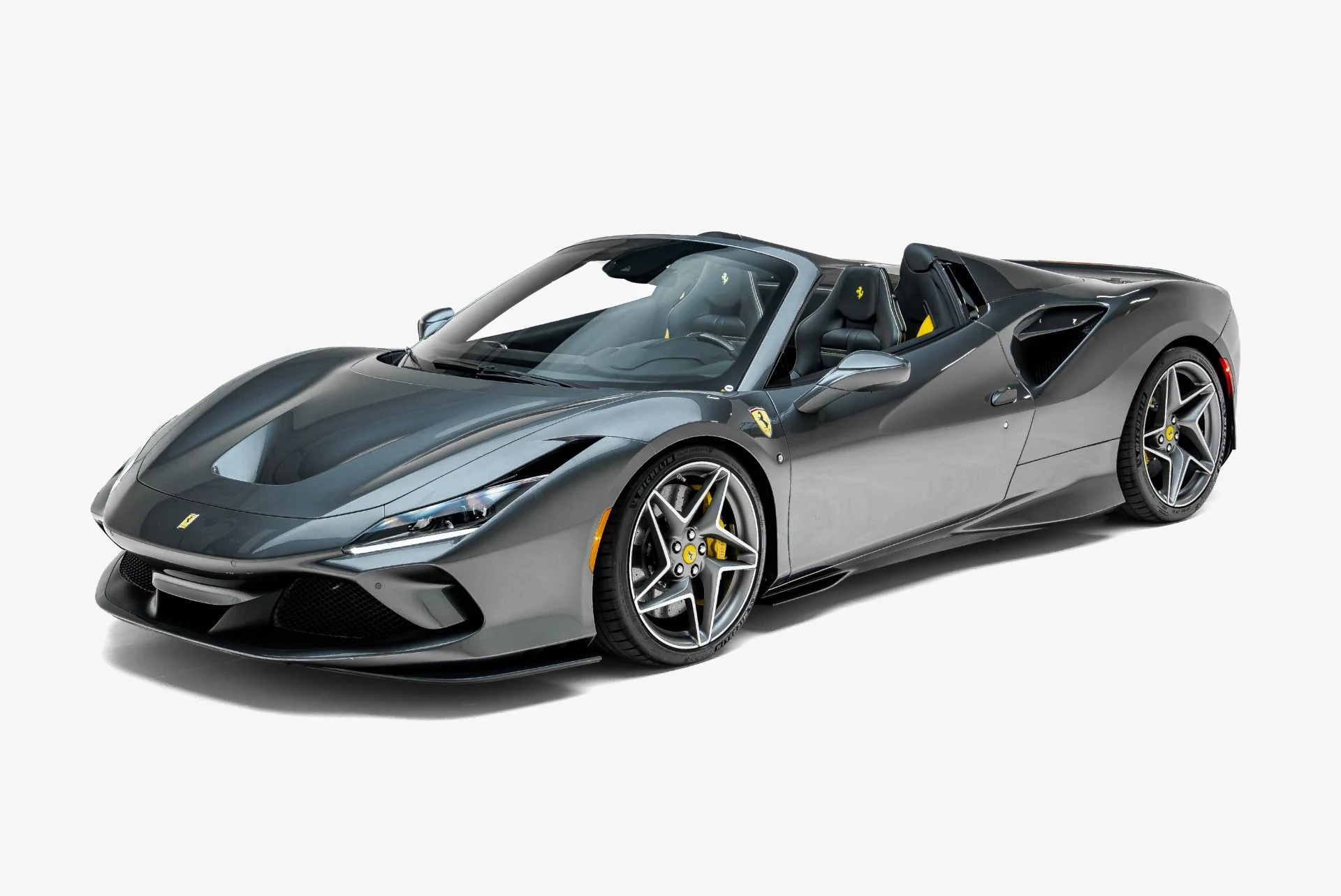 mph008_1848075567_Used_2022_Ferrari_F8_Spider_1788910573_de96ef4acd