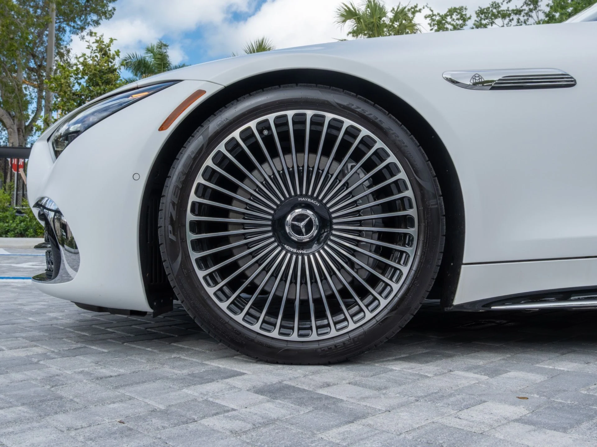 mph008_1858473428_Used_2026_Mercedes_Benz_SL_Maybach_SL_680_Monogram_Series_1775231649_692c0f8c02