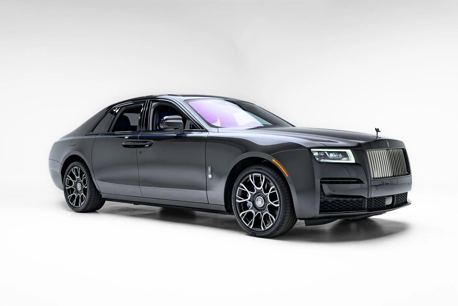 mph008_1858782509_Used_2023_Rolls_Royce_Black_Badge_Ghost_1776470002_abb2dedc6b