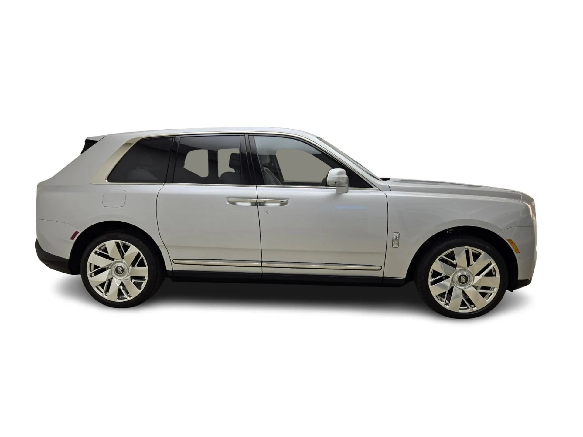 mph008_1859253103_New_2026_Rolls_Royce_Cullinan_1768889700_487ff1ef04