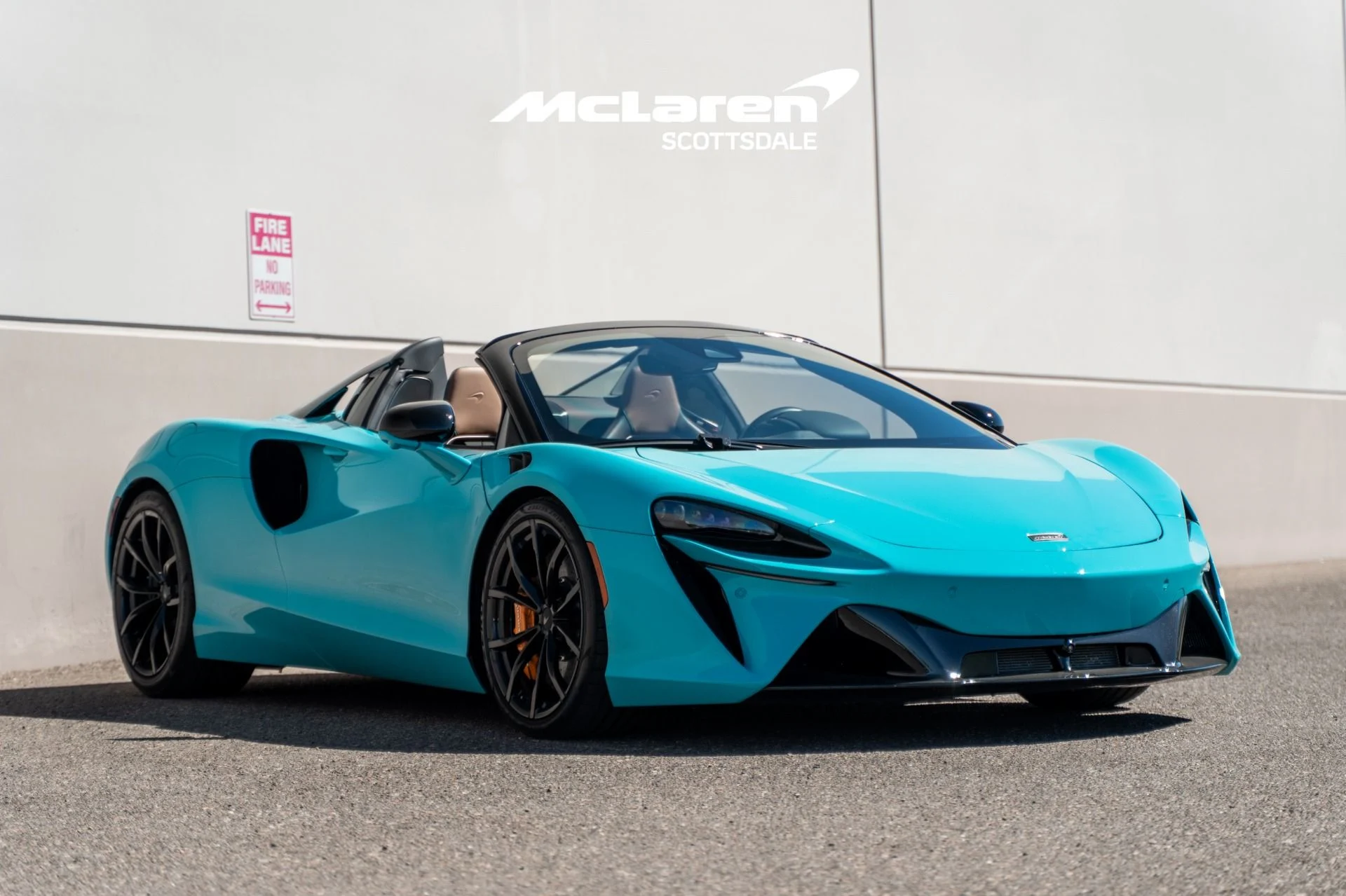 mph008_1863494112_Used_2025_MCLAREN_ARTURA_1774117935_b018e68bee