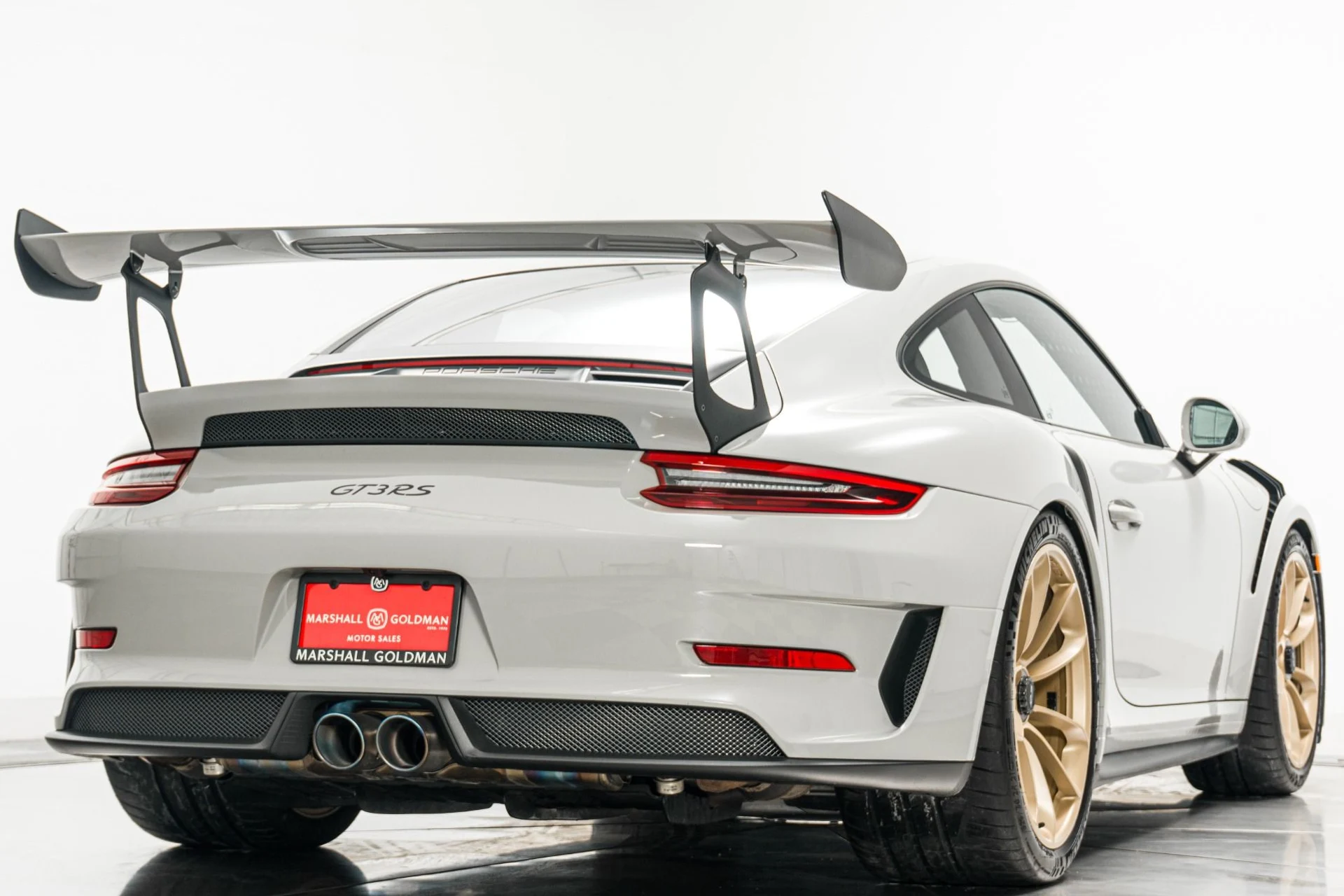 mph008_1864456602_Used_2019_Porsche_911_GT_3_RS_Carbon_Ceramic_Brakes_Carbon_Fiber_Seats_1769460443_f0444c7153