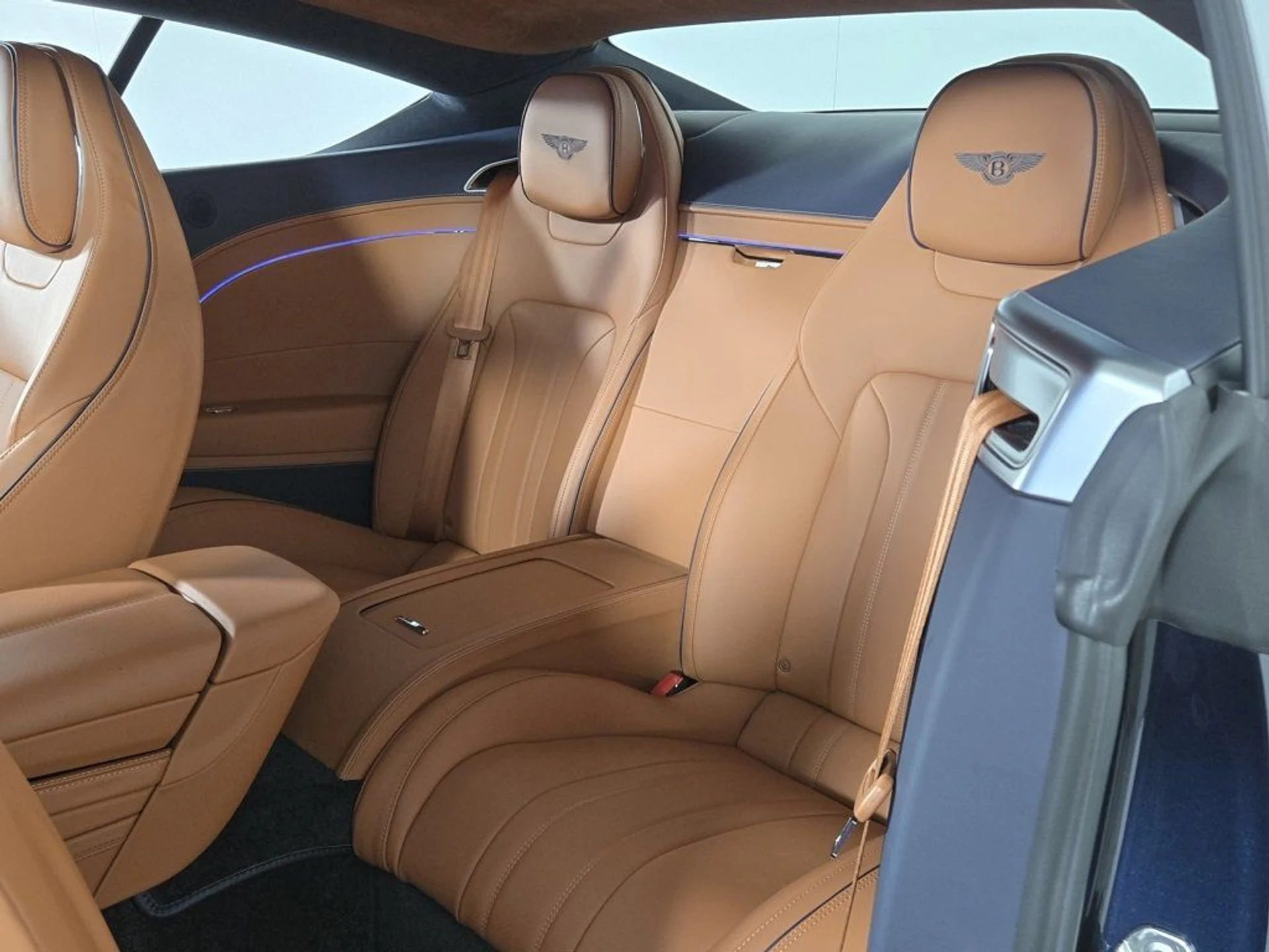 mph008_1870110684_f5031f7b8a6f468aa6ee11c4c335cc24_2269693b3e