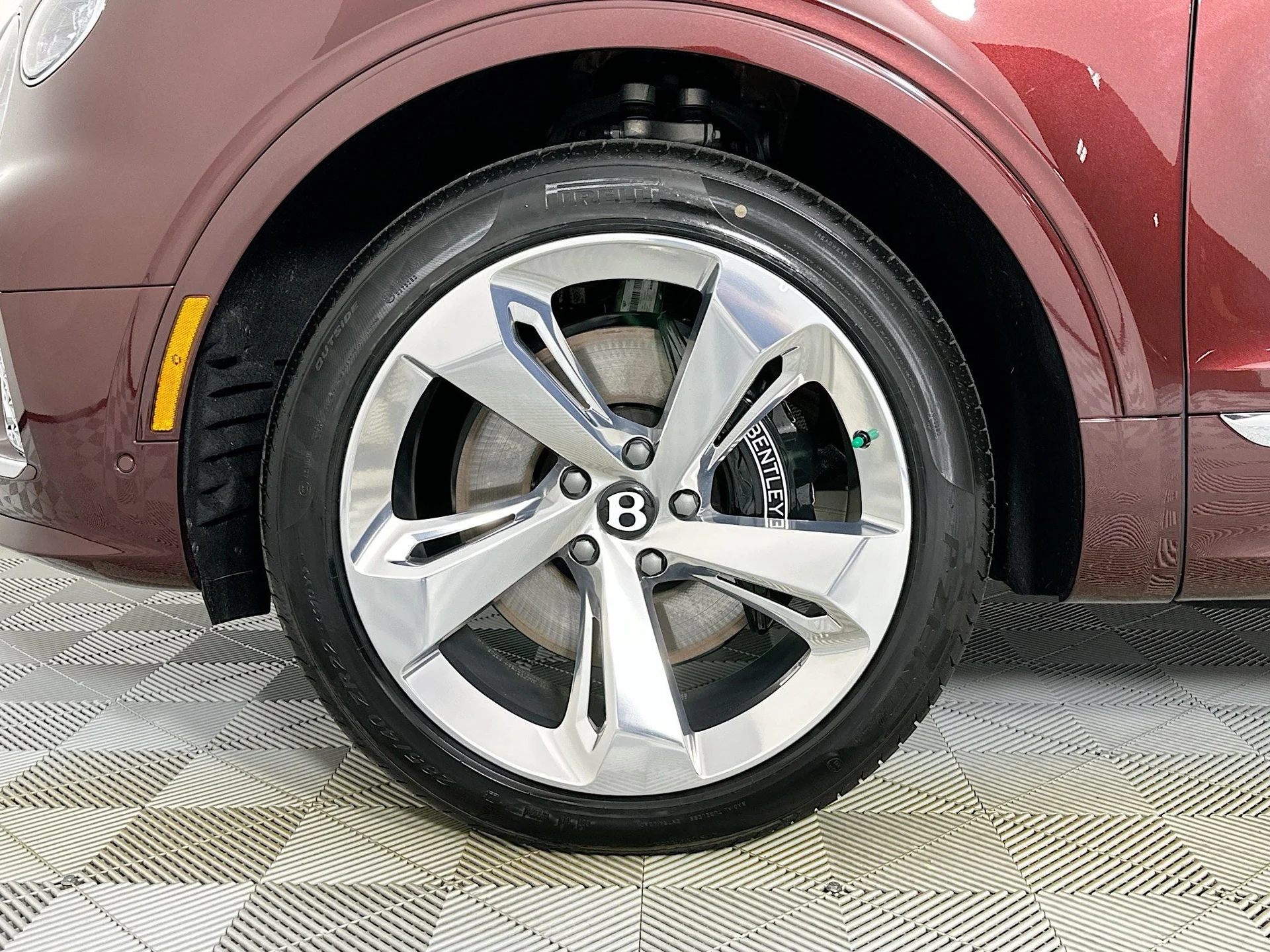 mph008_1874889431_9_f0642d513e