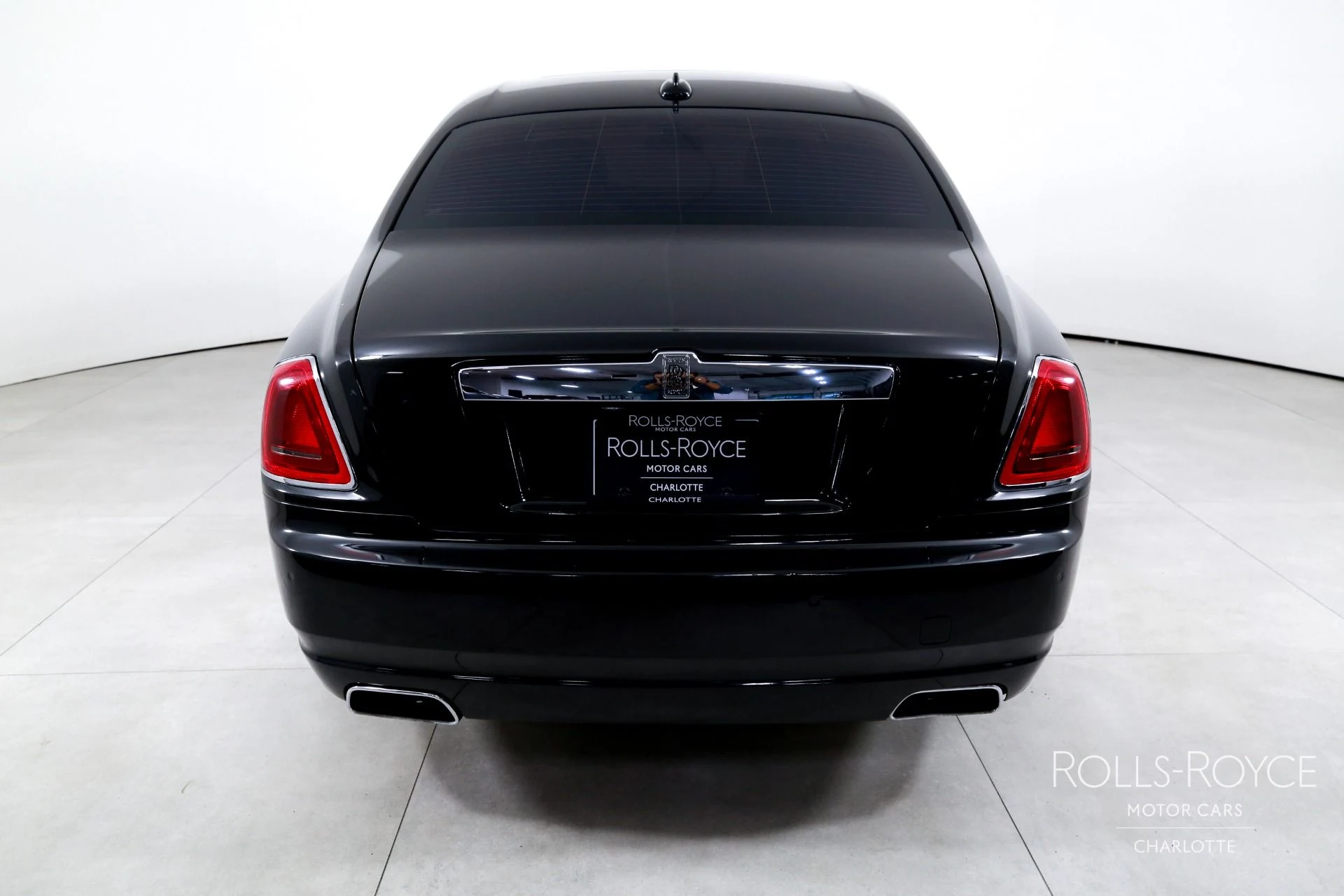 mph008_1886711919_Used_2015_Rolls_Royce_Ghost_1769450770_a87aa1337a