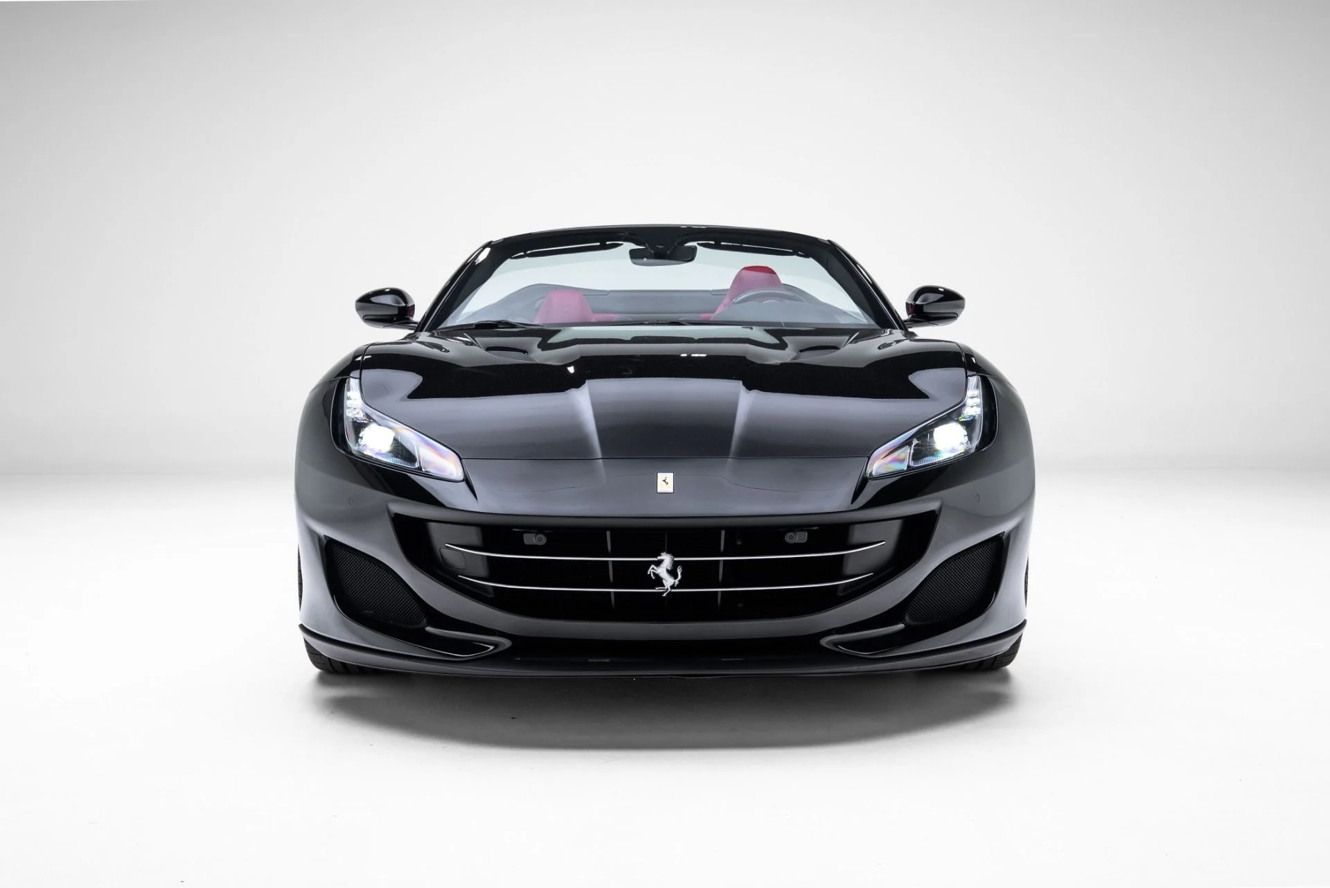 mph008_1895777270_Used_2019_Ferrari_Portofino_1773084196_71ff638e70