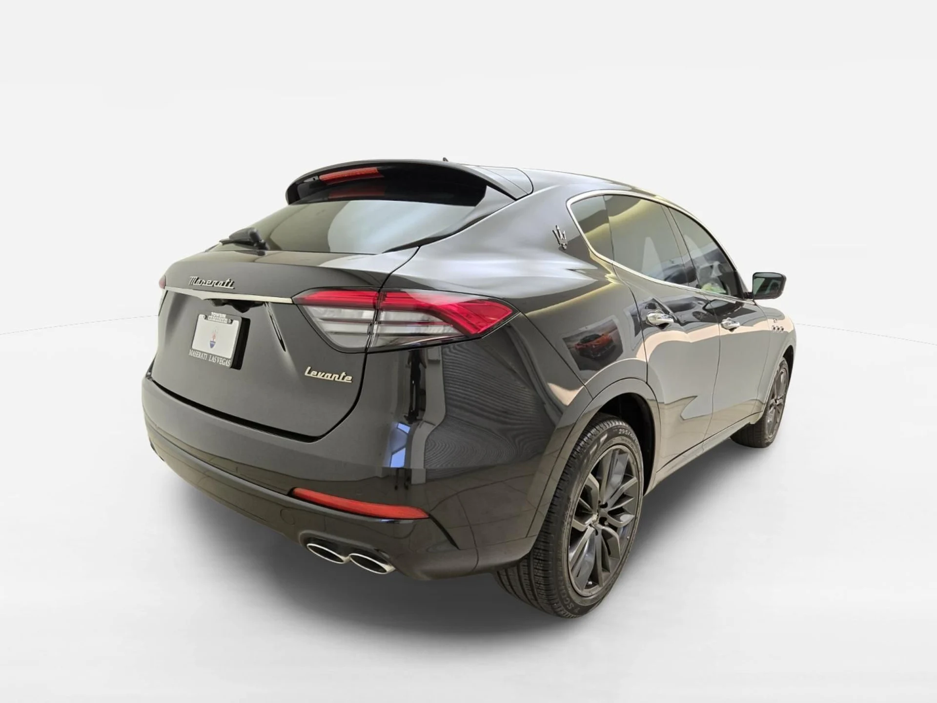 mph008_1895819502_Used_2024_Maserati_Levante_GT_1777354937_1b9f2714df