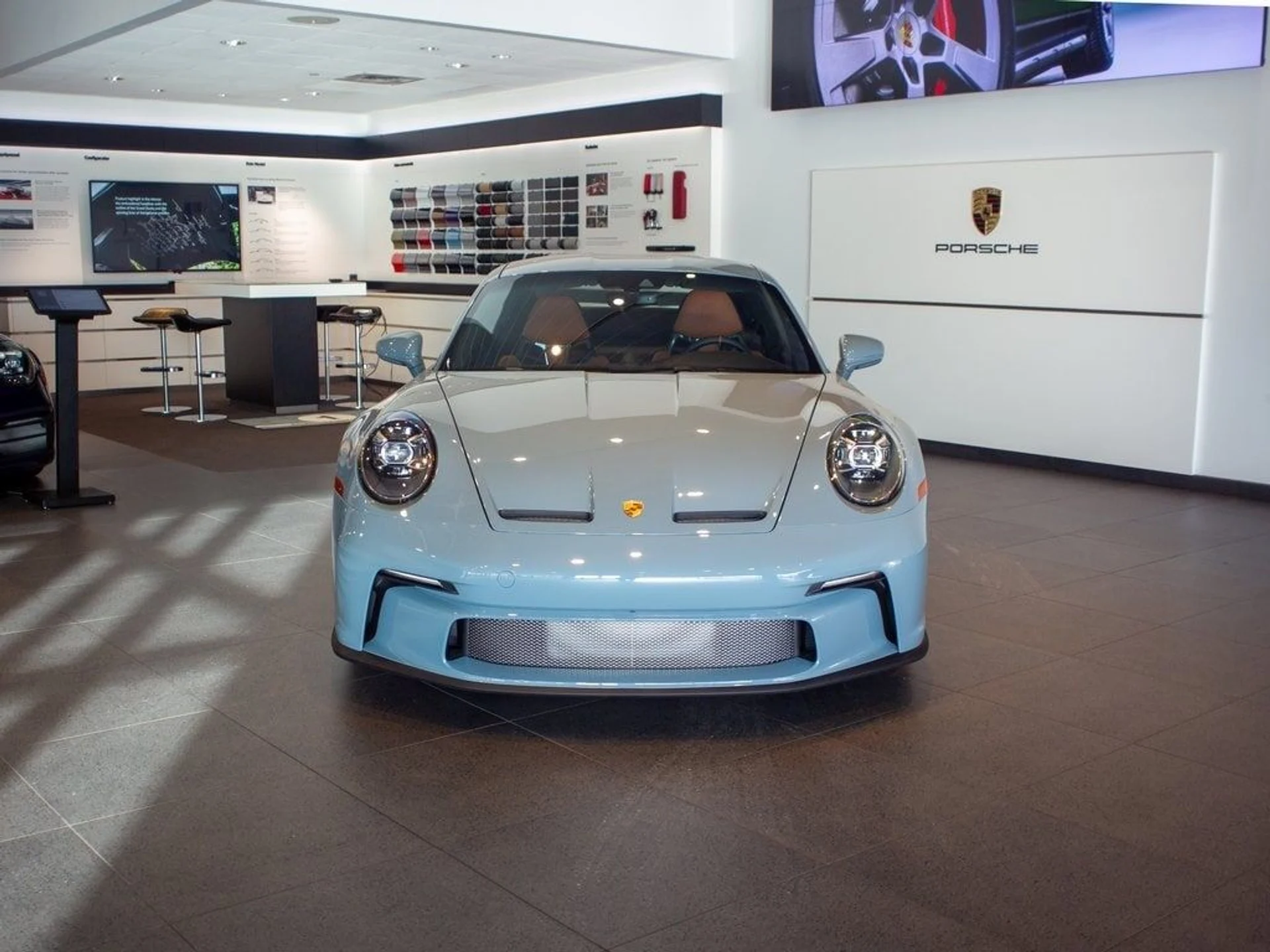 mph008_1895967238_f63a8c2854a2578be34f8bc61d01c128x_3c6c5831bd