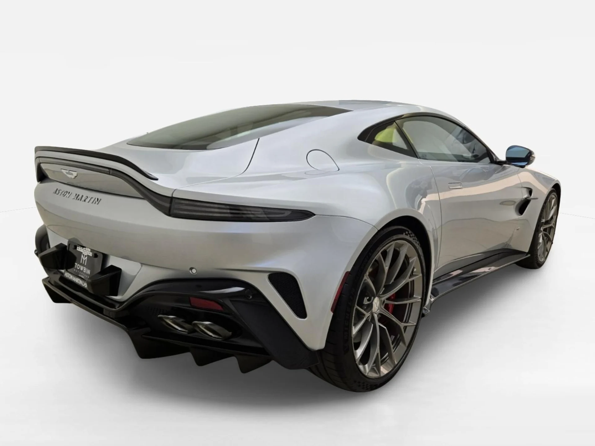 mph008_1911466655_New_2026_Aston_Martin_Vantage_S_1778909003_85f8154b8b