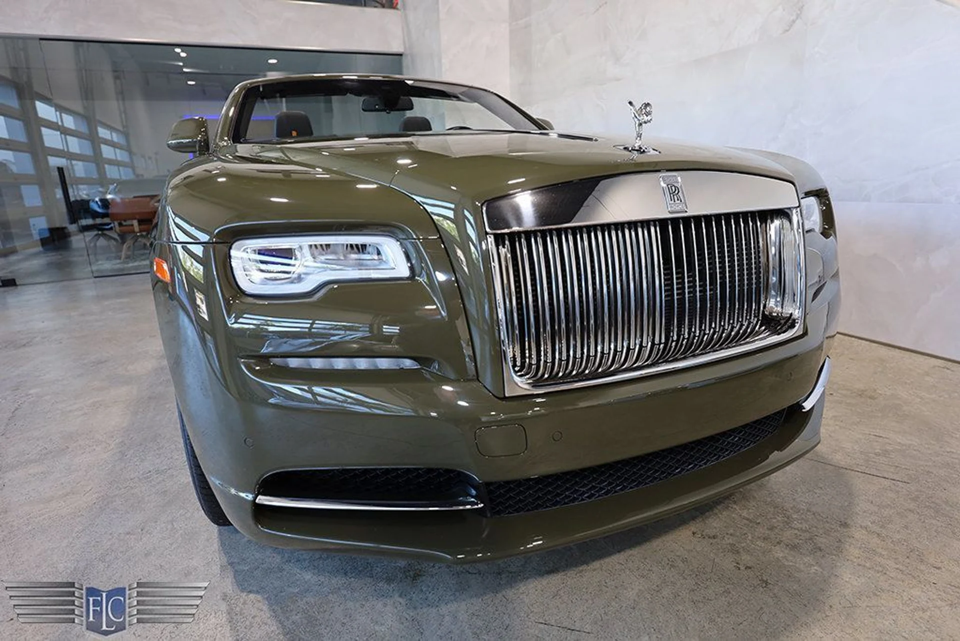 mph008_191263267_used_2021_rolls_royce_dawn_convertible_9689_23009297_9_1024_54b50f8b52