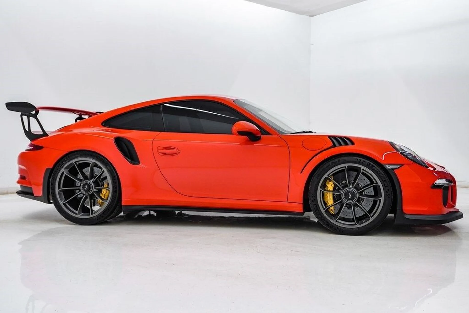 mph008_1918435421_4acb847335cb20feb07036b34e2f4e5dx_682674392b