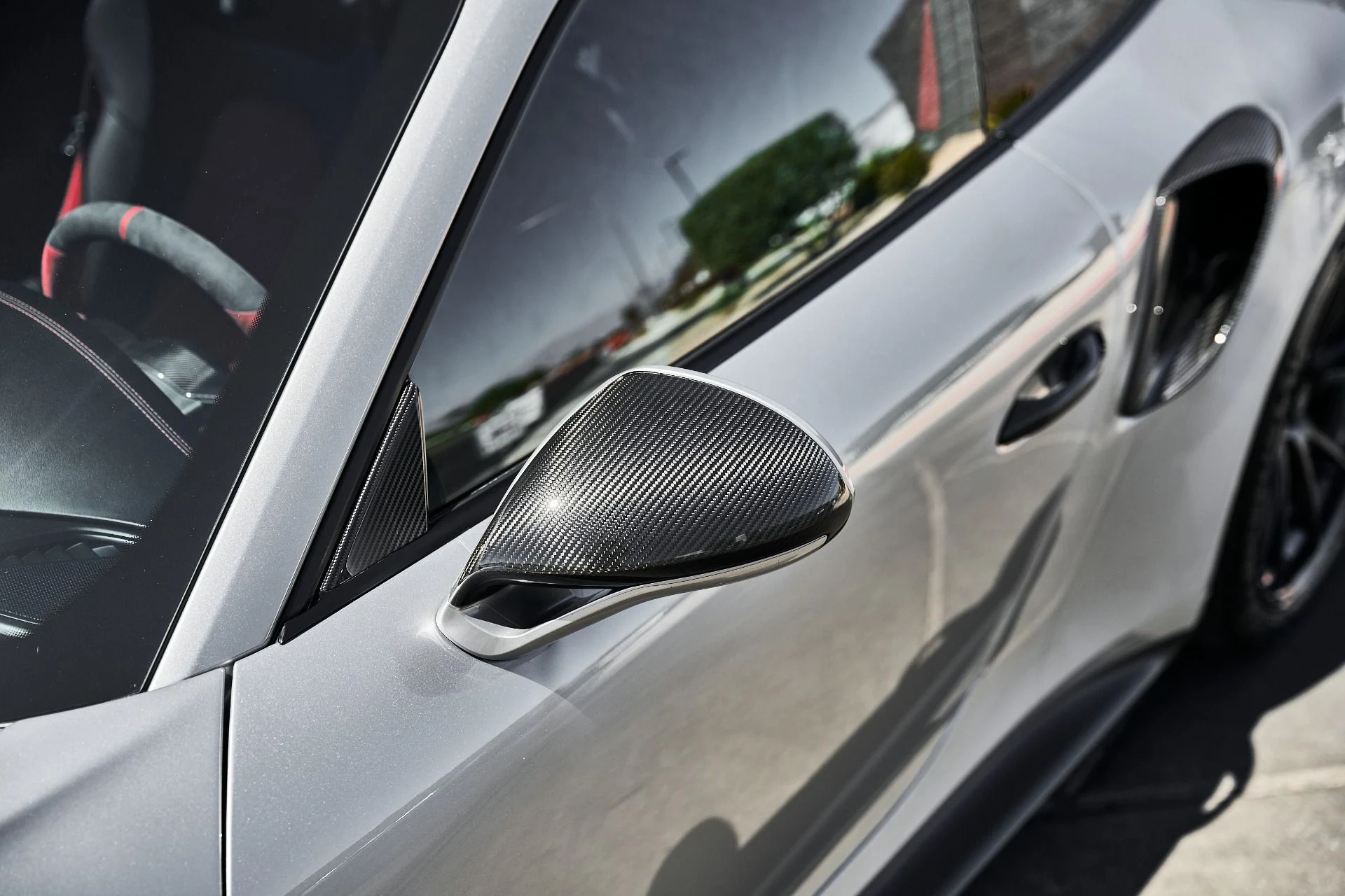 mph008_1920792832_Used_2019_Porsche_911_GT_2_RS_1788559136_d1170a8037