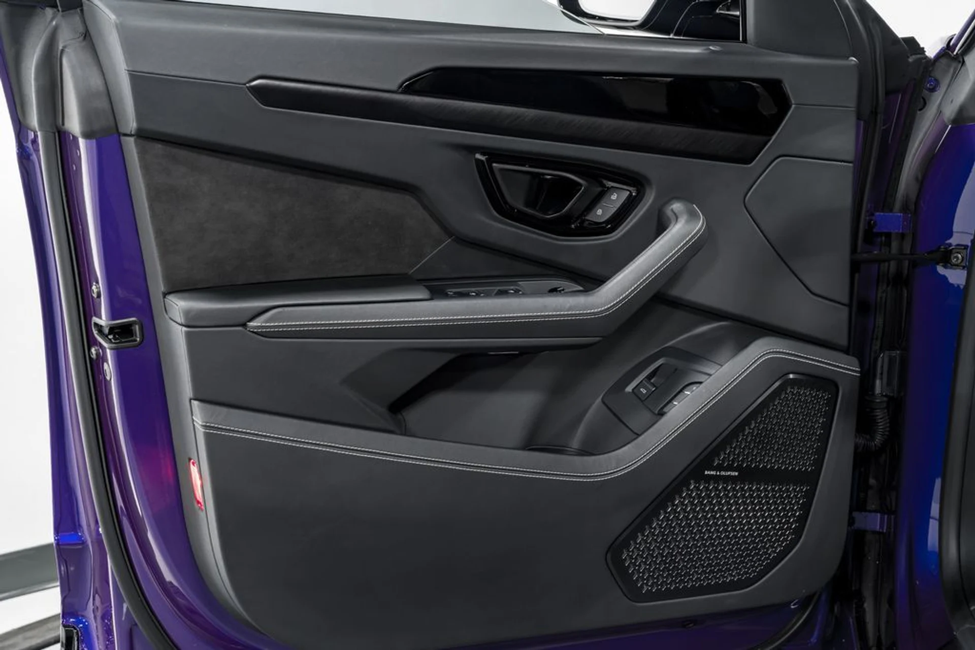 mph008_1922116769_d8f855d786ef53977a84fa2670593364x_94f2916b5b