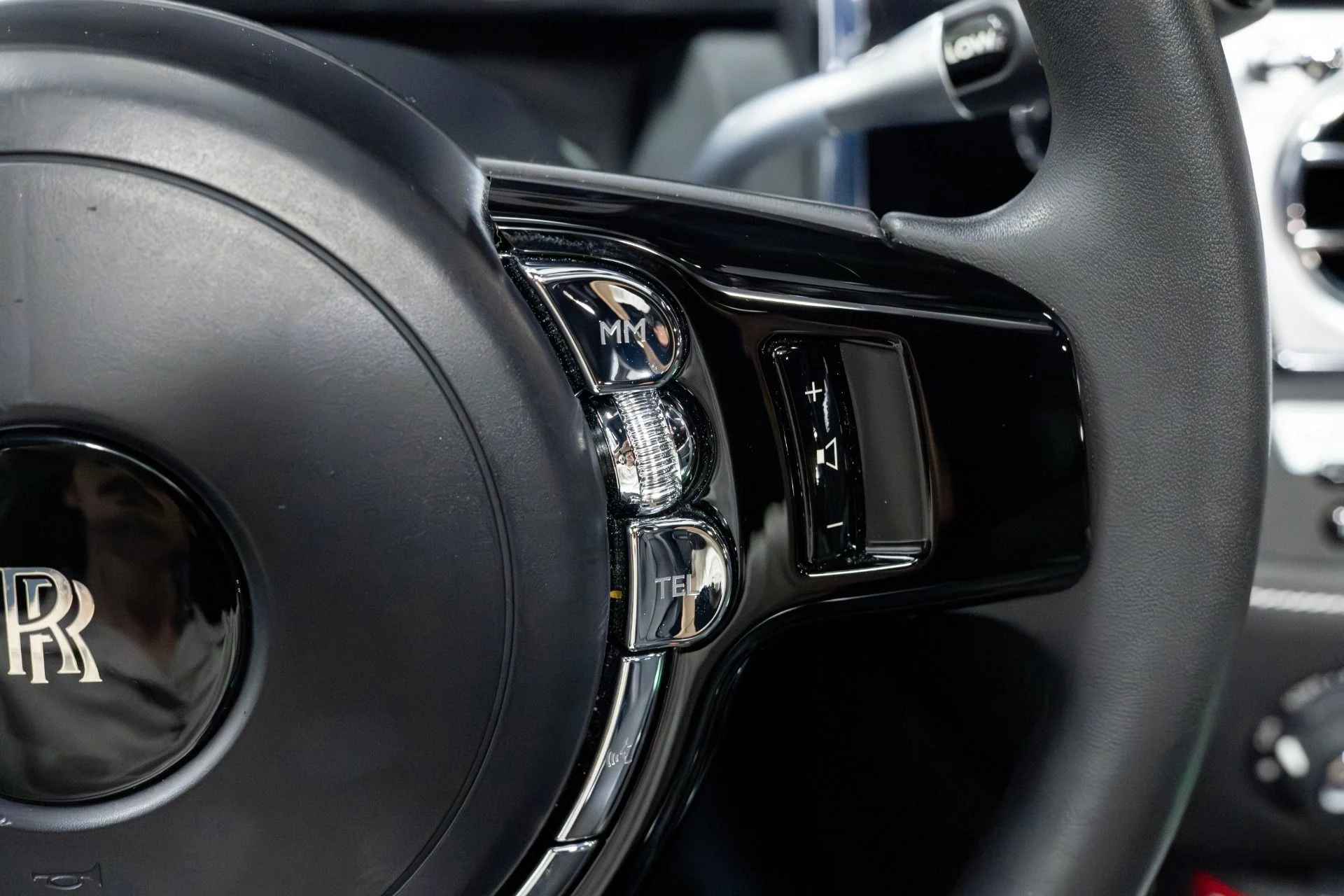 mph008_1922498339_Used_2015_Rolls_Royce_Ghost_1760219601_d50d583b2d