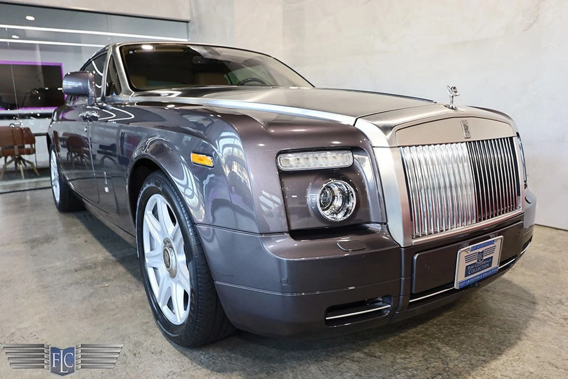mph008_1924462731_used_2010_rolls_royce_phantom_coupe_2drcoupe_9689_23022670_9_1024_4425fb9ff4