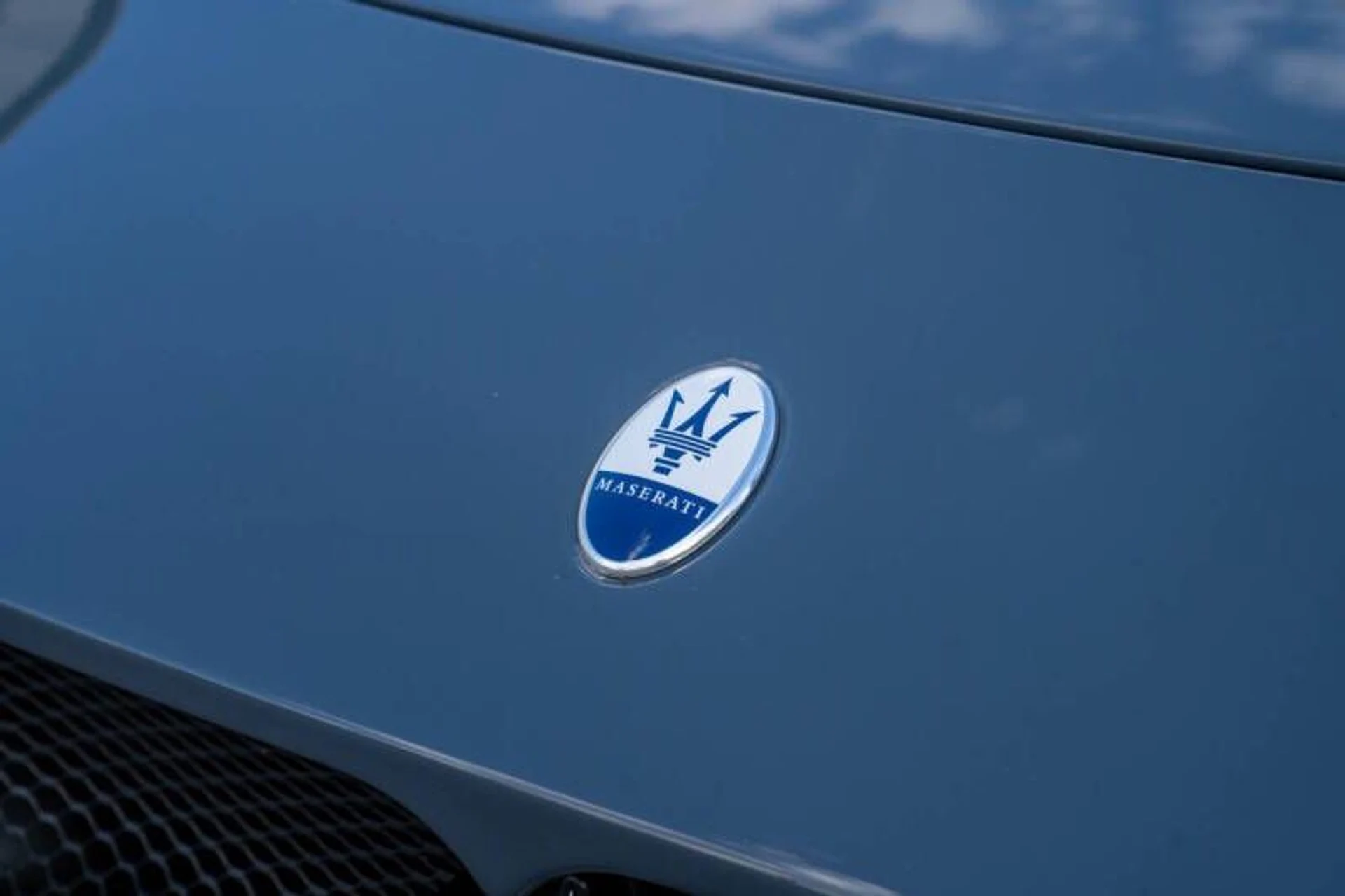 mph008_1924787273_2023_maserati_mc20_base_2dr_coupe_f99f788ecb